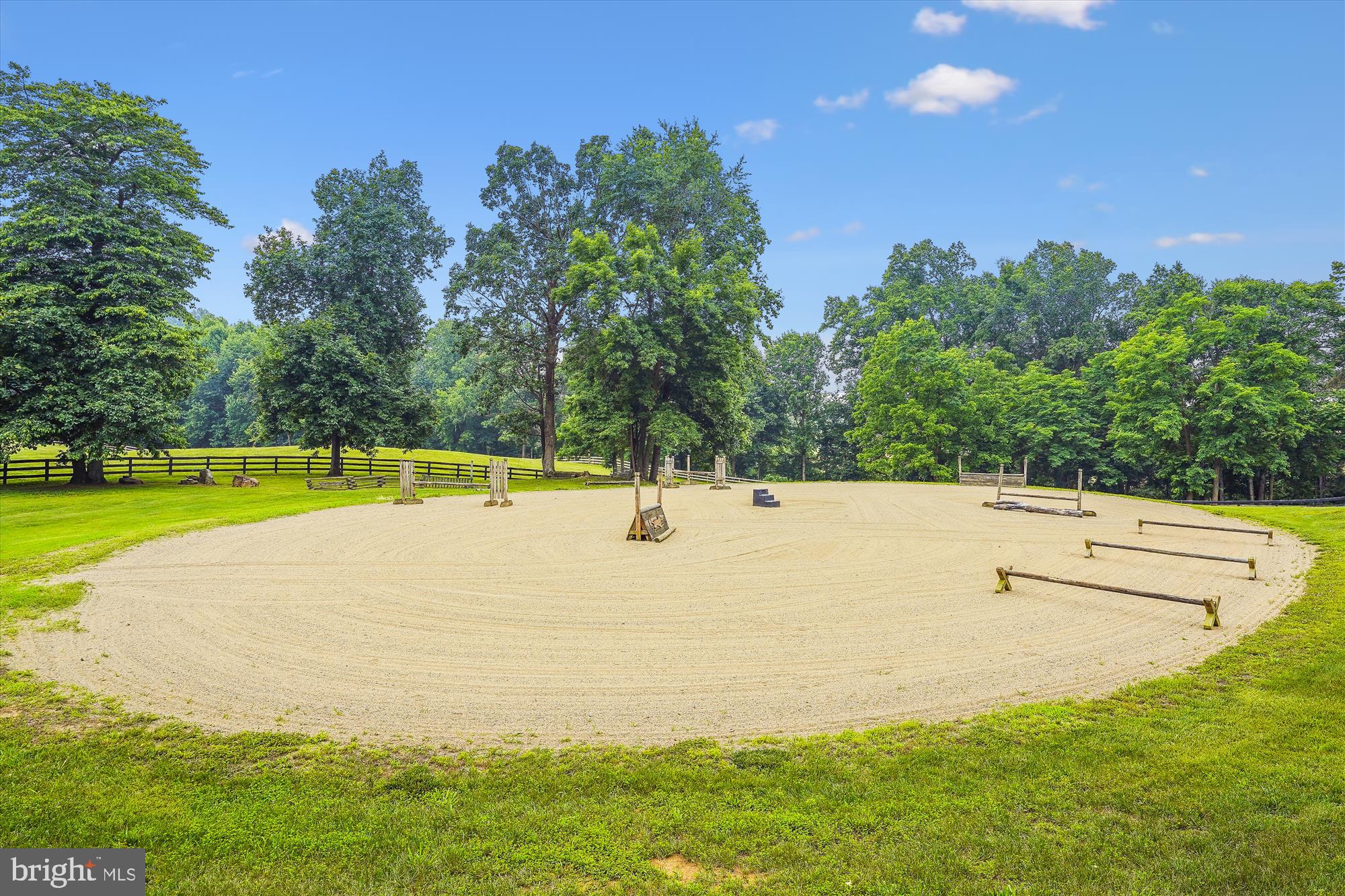 PAPER CHASE FARM - Residential