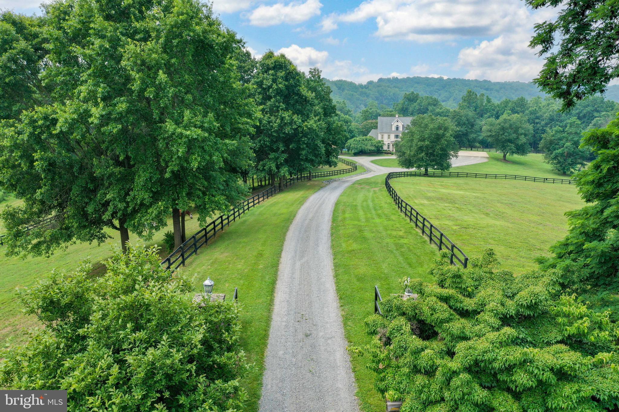 PAPER CHASE FARM - Residential