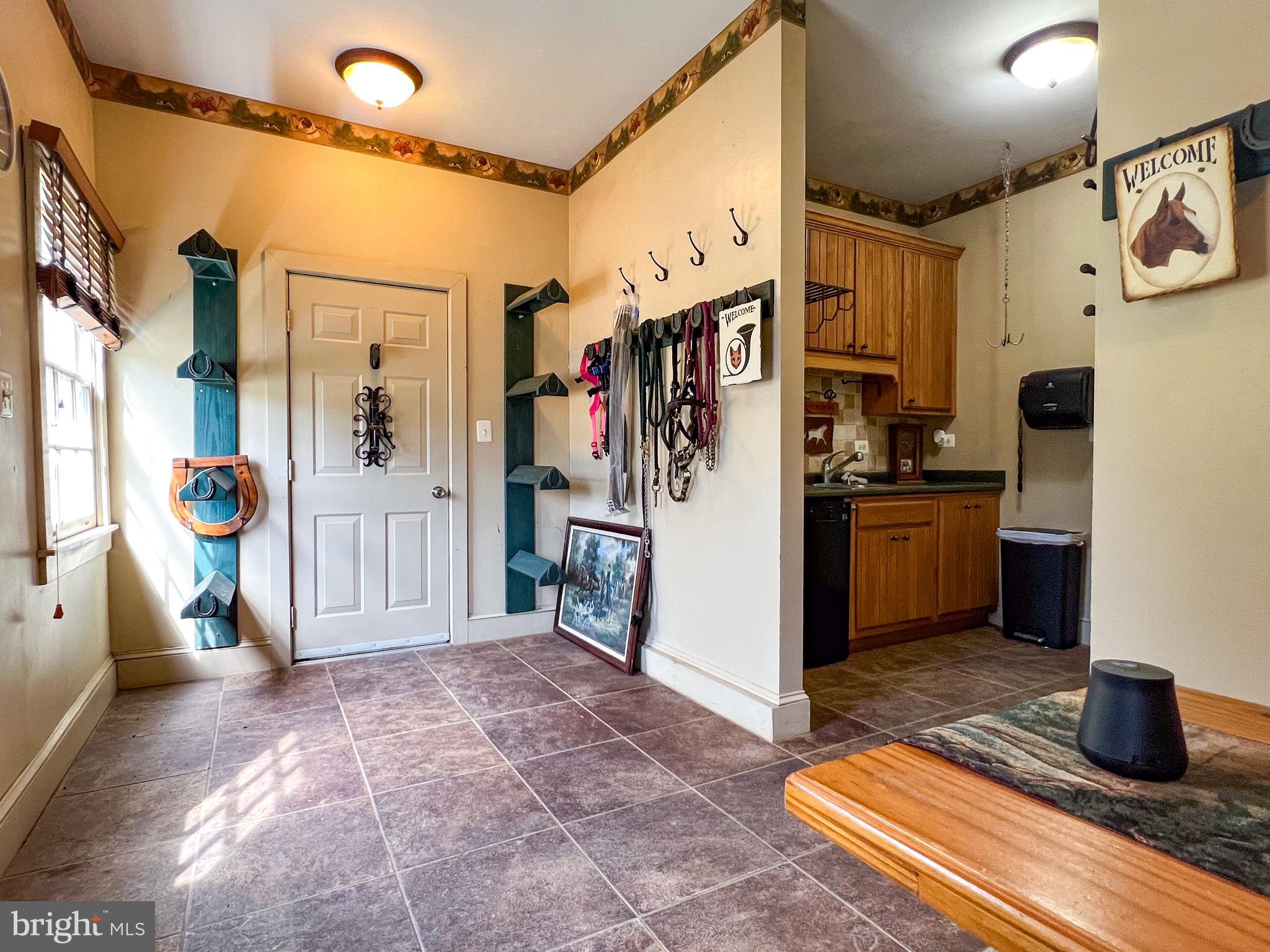 PAPER CHASE FARM - Residential