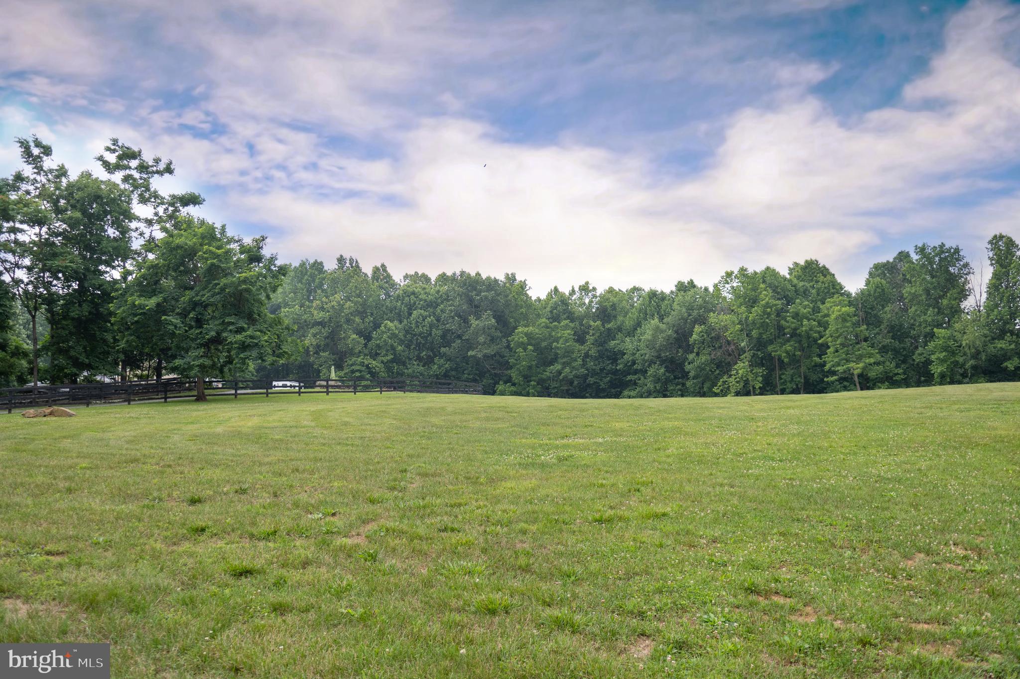 PAPER CHASE FARM - Residential