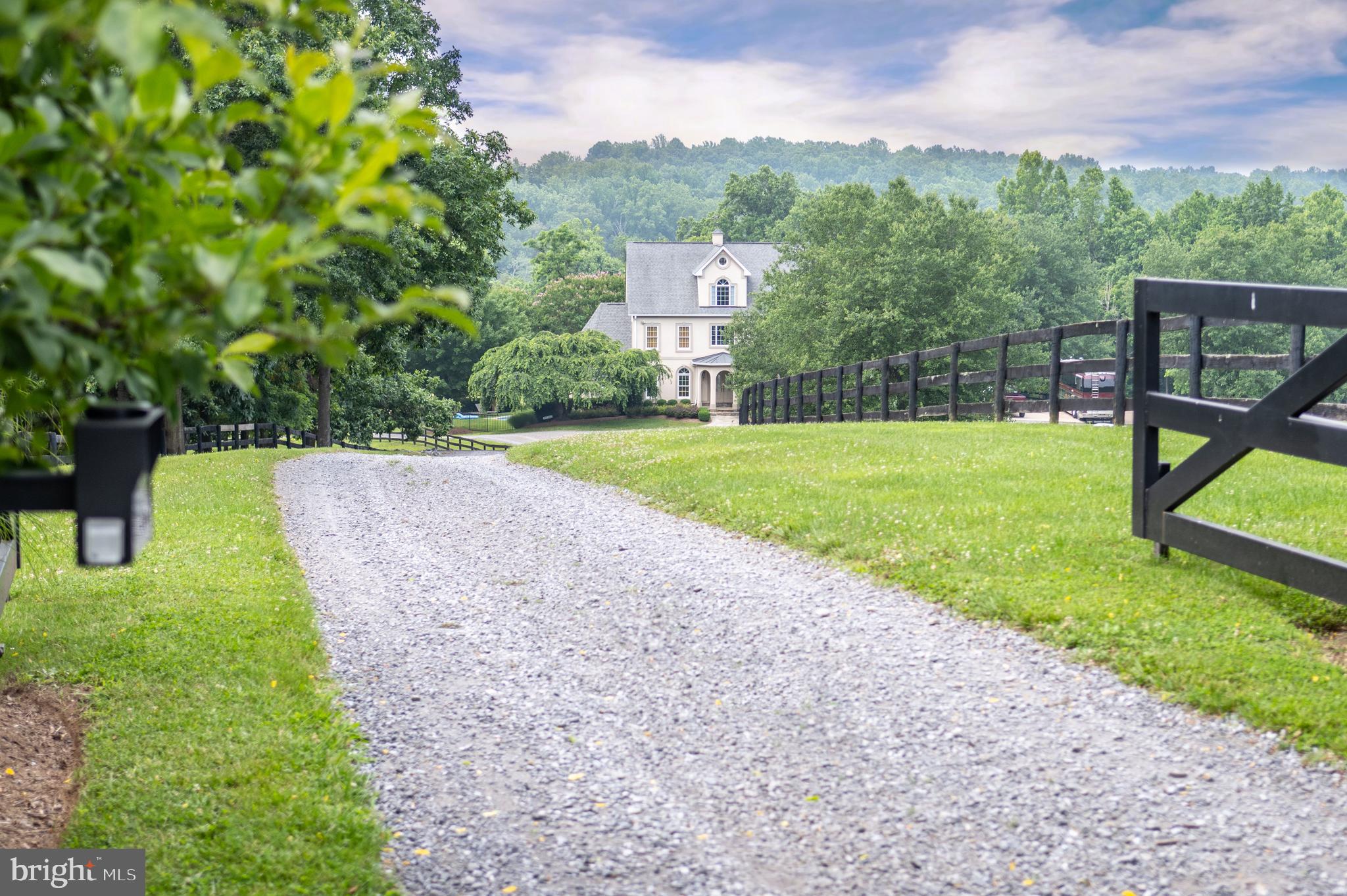 PAPER CHASE FARM - Residential