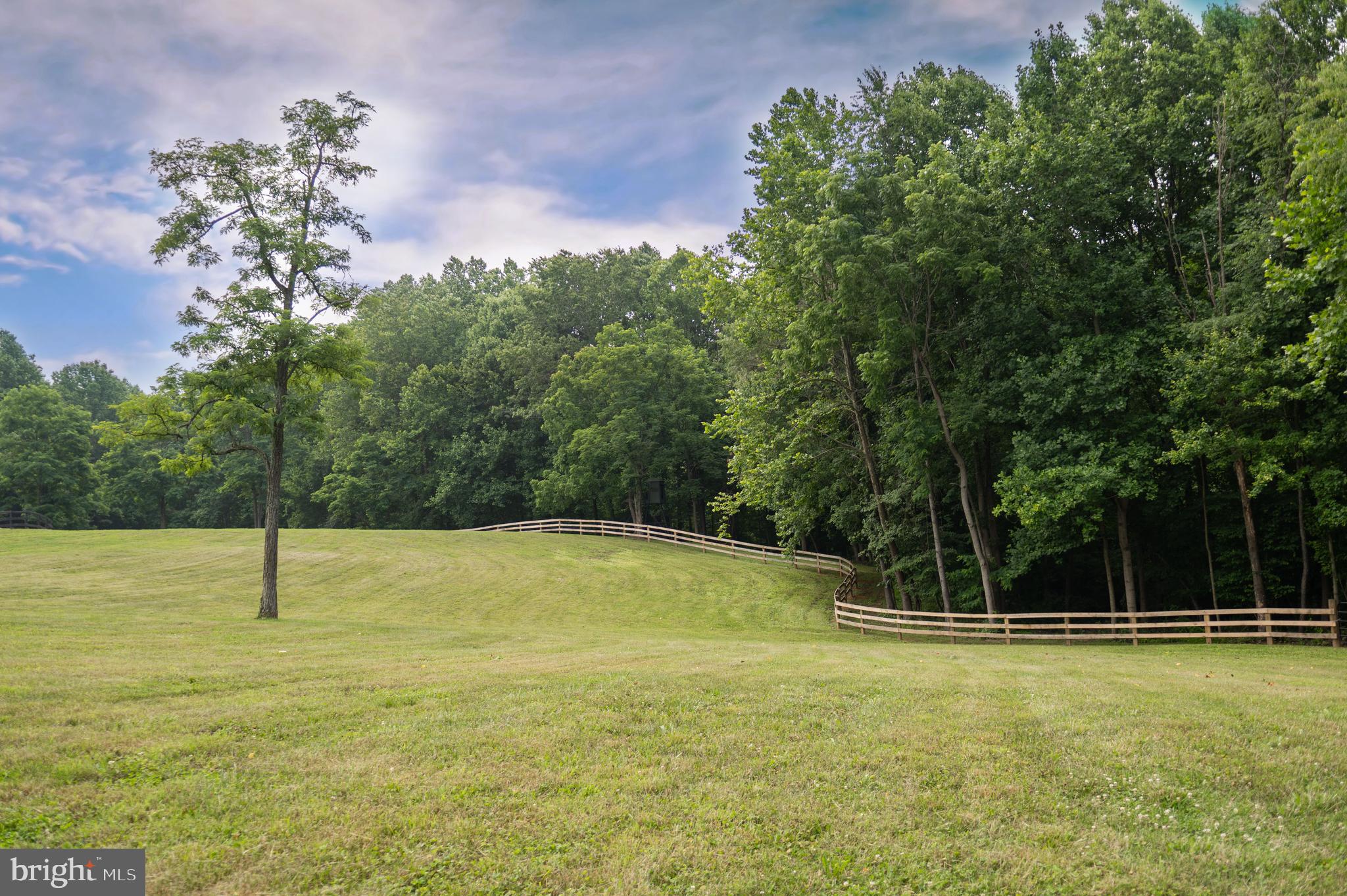 PAPER CHASE FARM - Residential