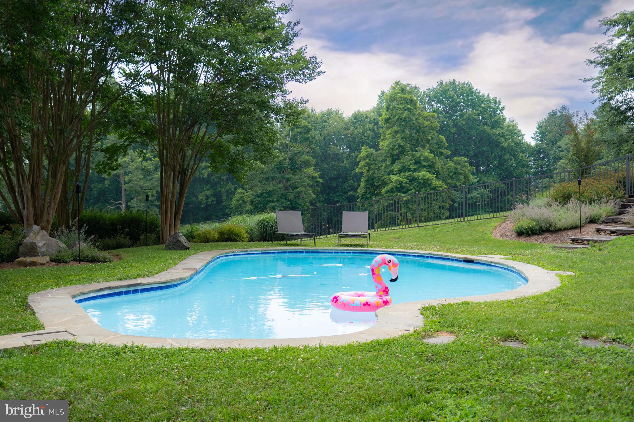 PAPER CHASE FARM - Residential