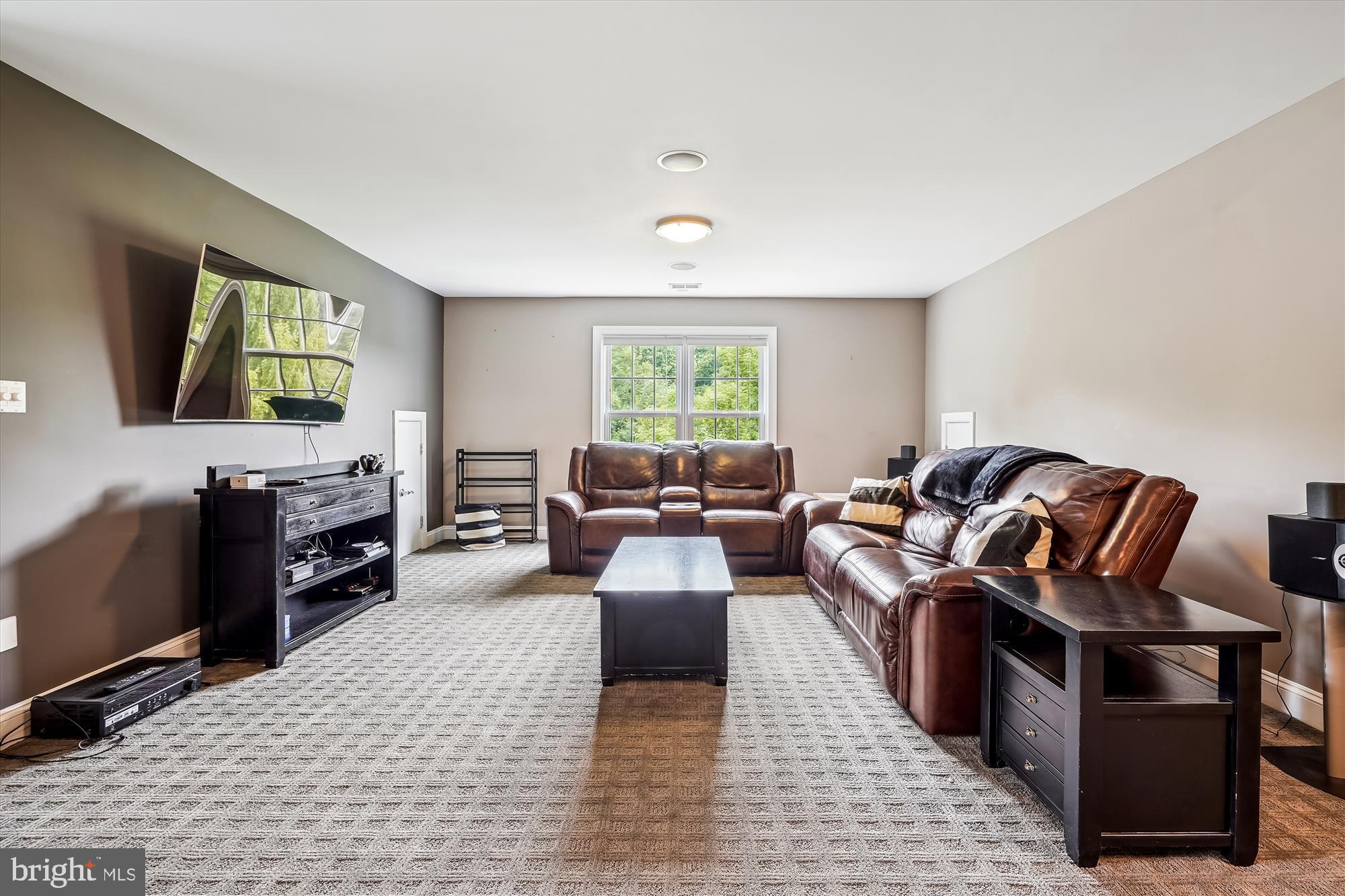 PAPER CHASE FARM - Residential