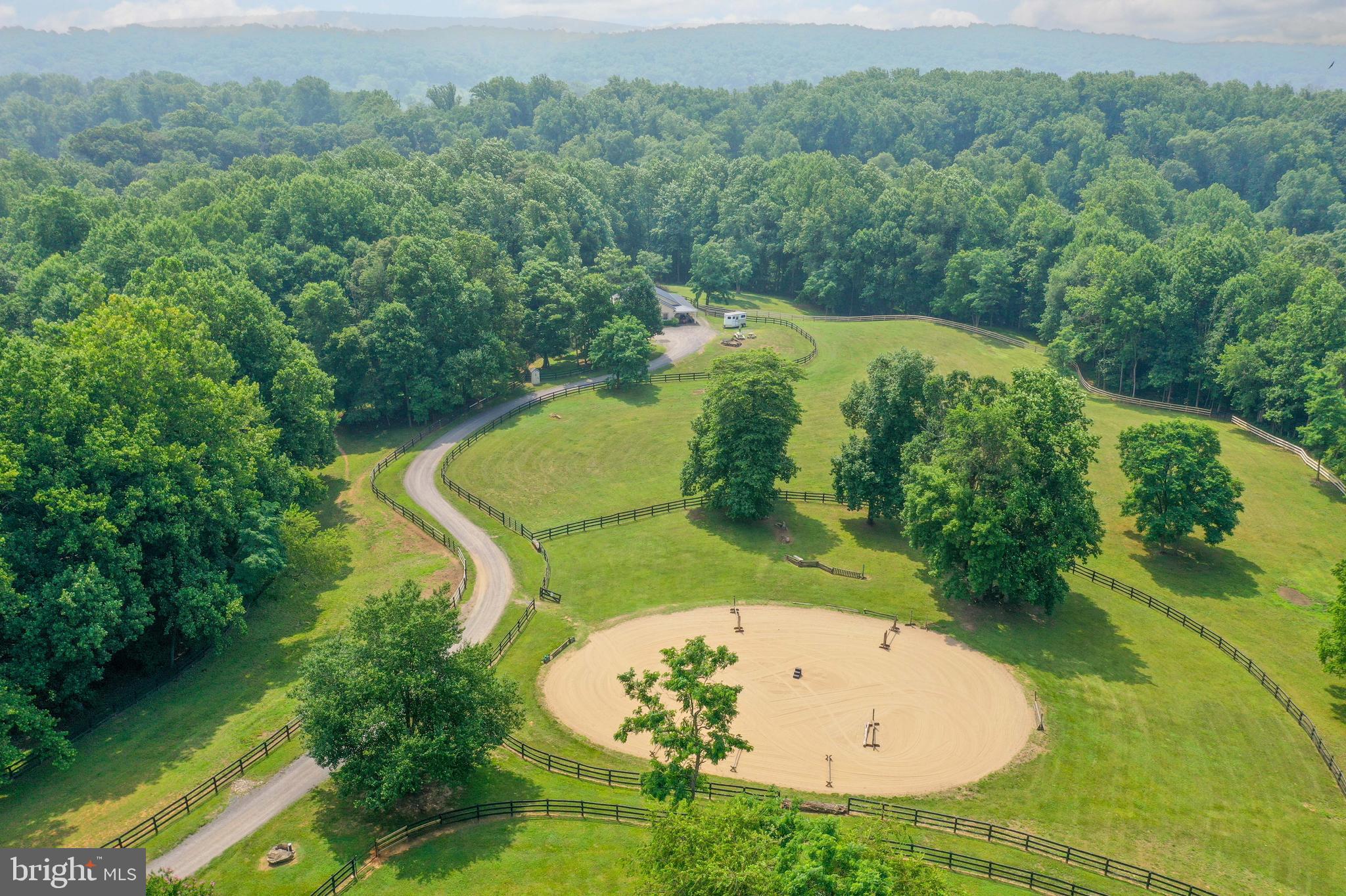 PAPER CHASE FARM - Residential