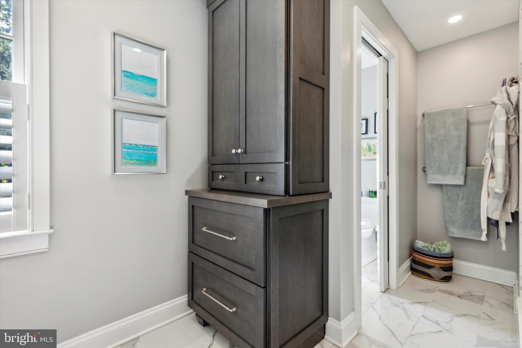 NORTH WAYNE - Residential