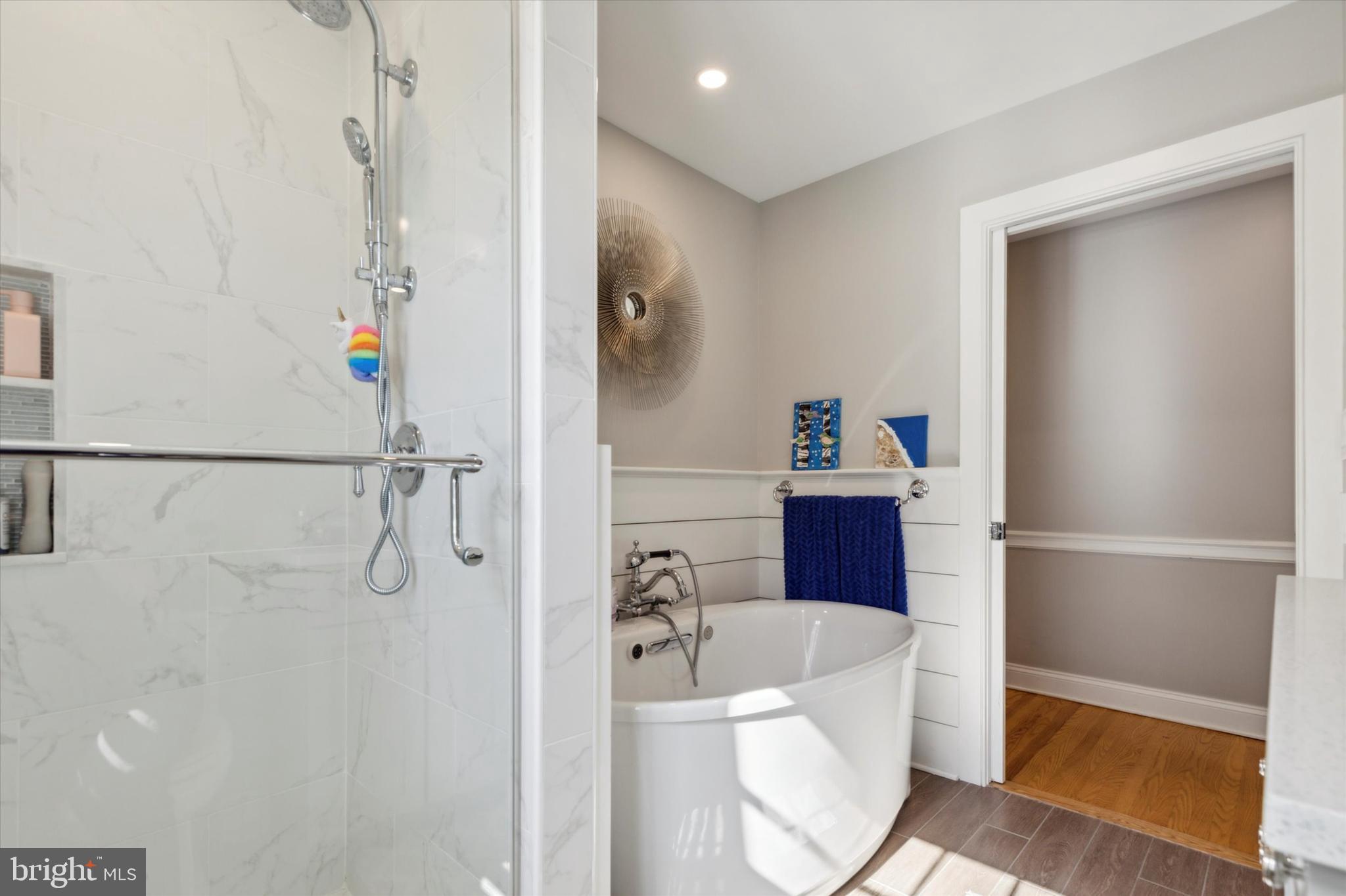 NORTH WAYNE - Residential