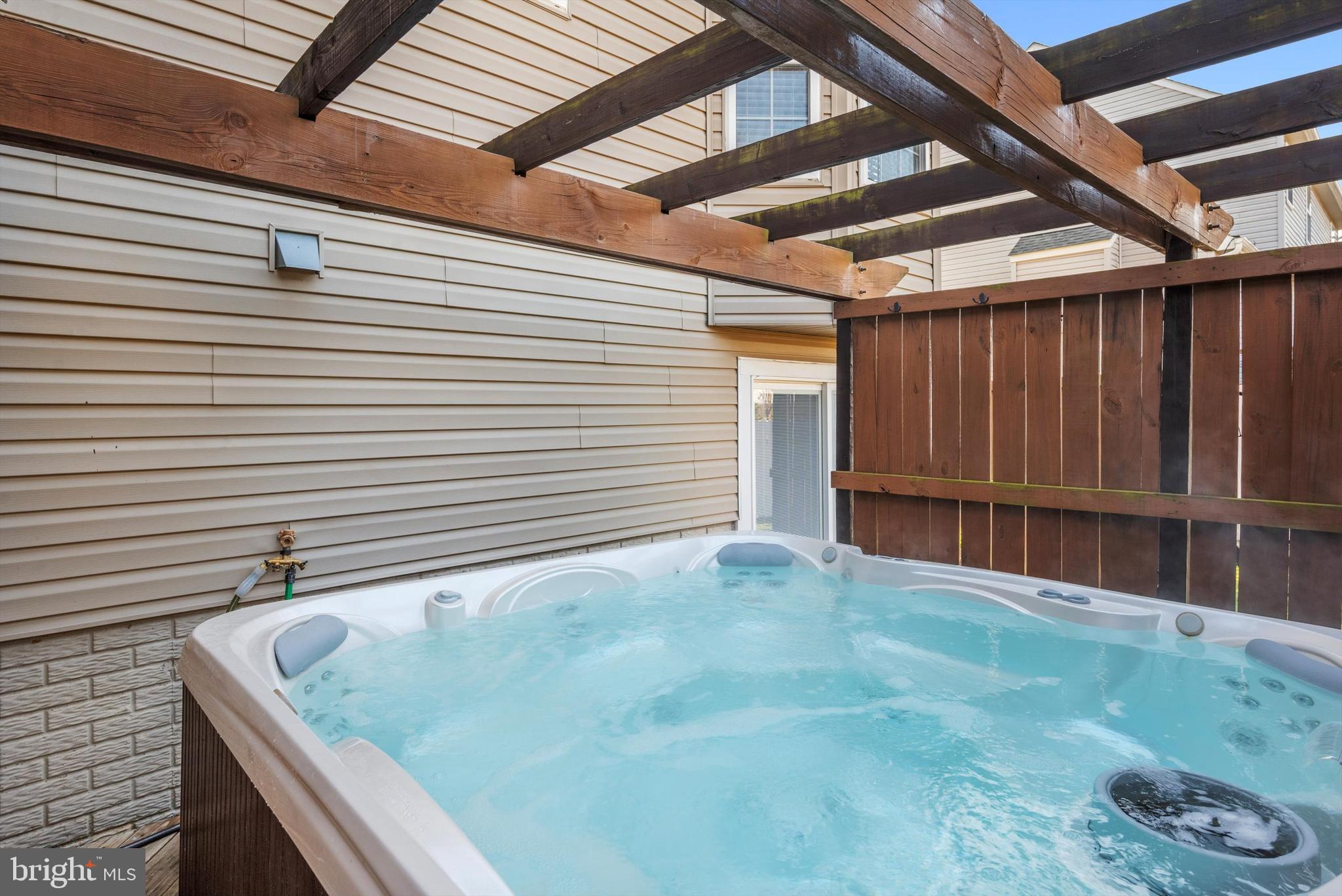 STAR FORT - Residential