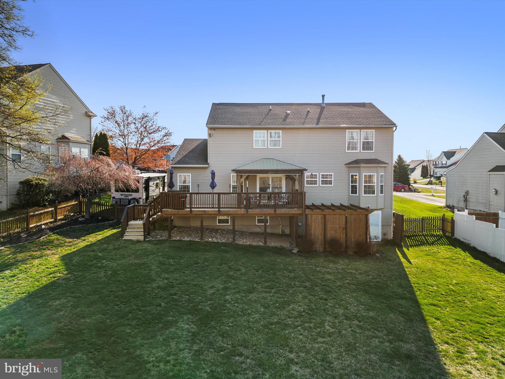 STAR FORT - Residential