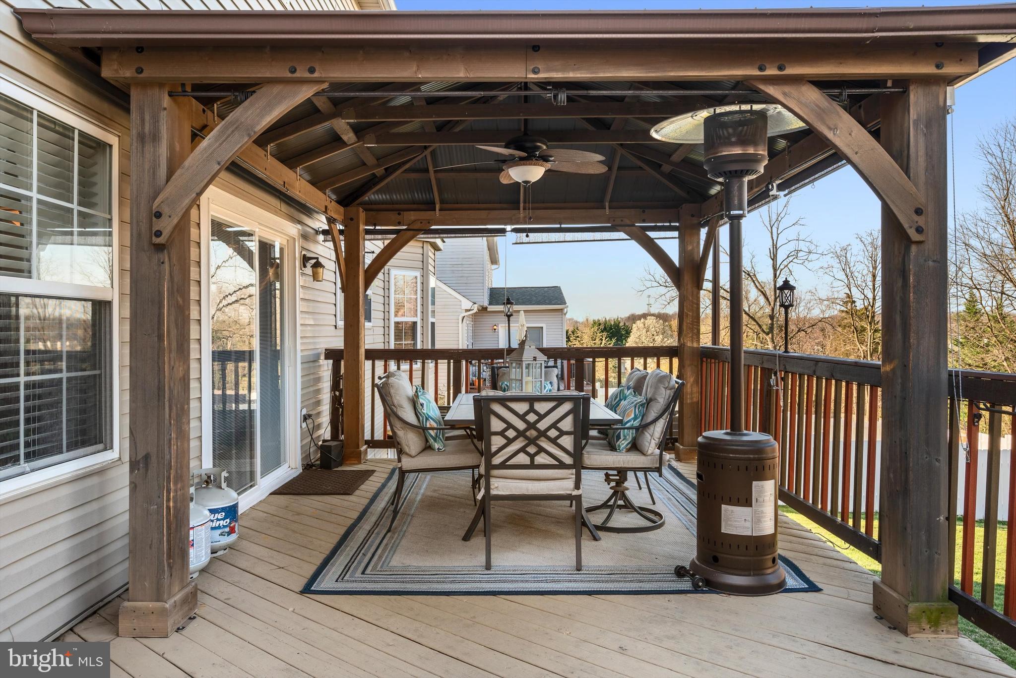 STAR FORT - Residential