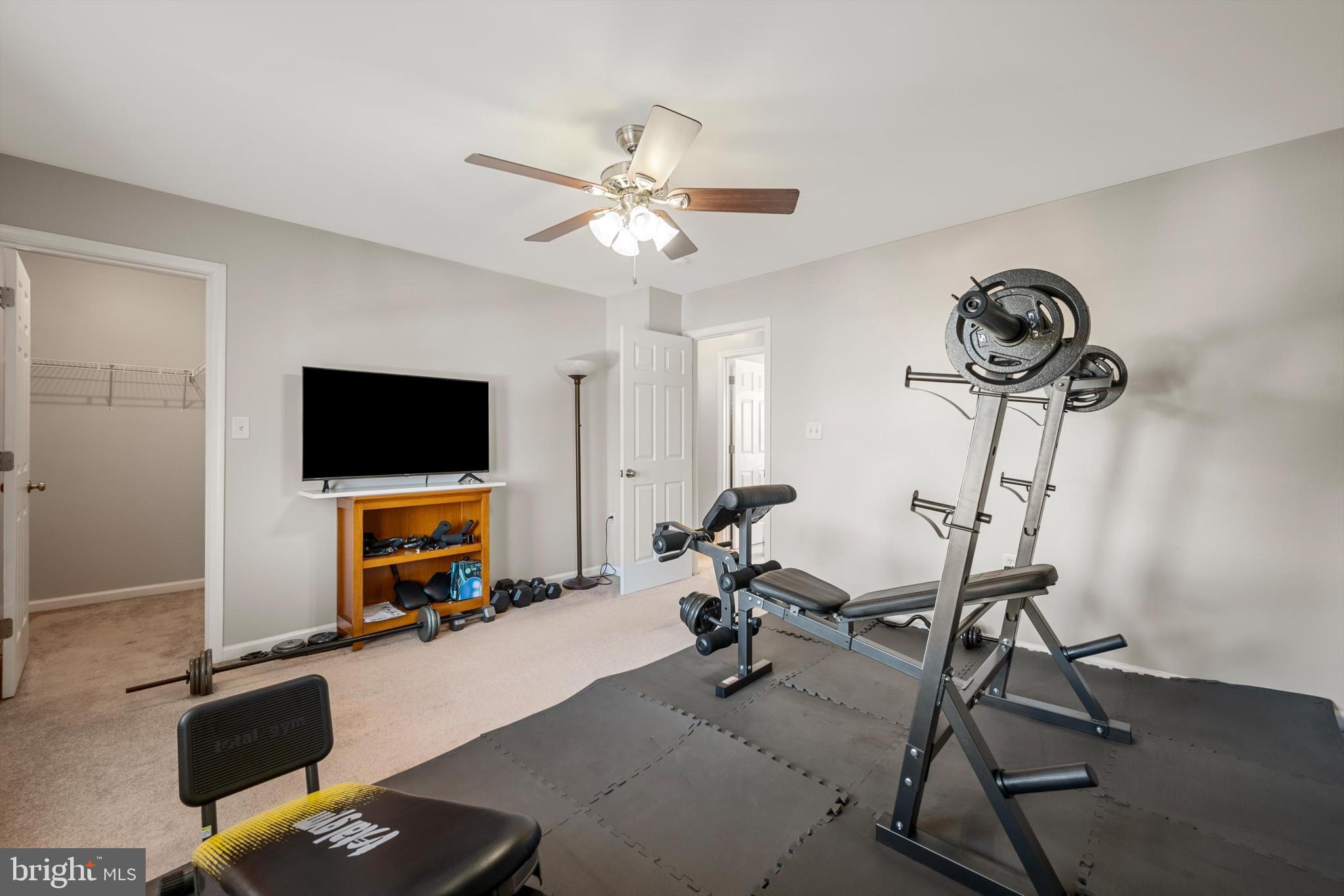 STAR FORT - Residential