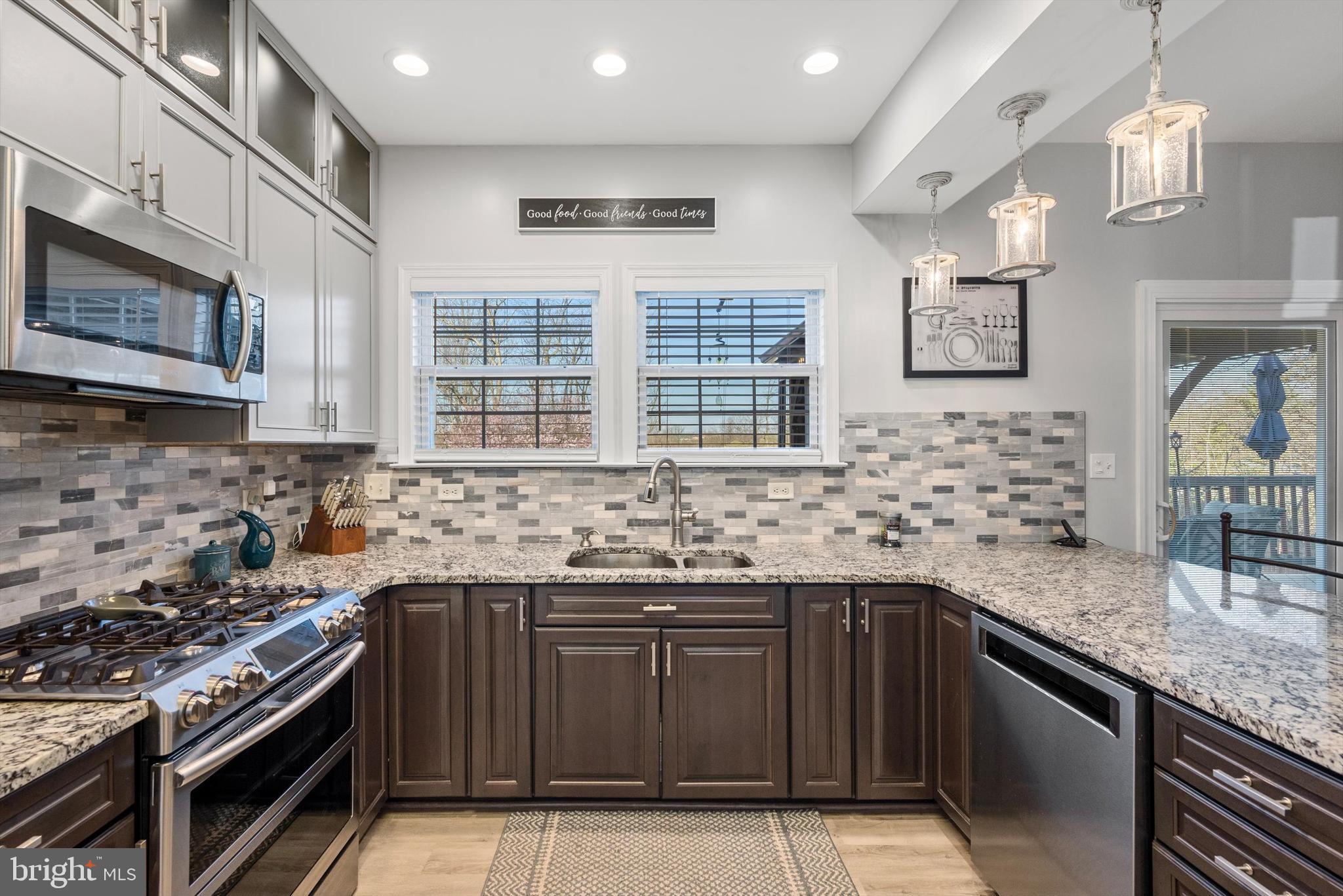 STAR FORT - Residential