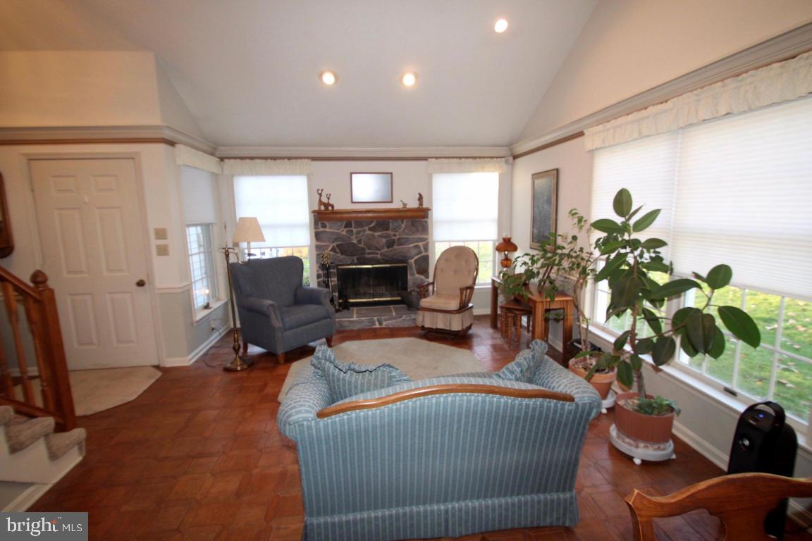 STONERIDGE - Residential