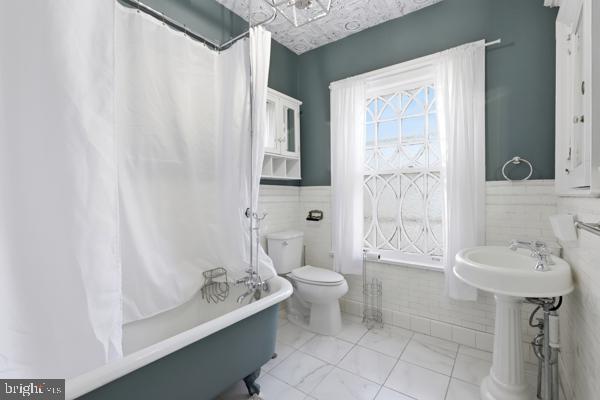 LANGHORNE MANOR - Residential