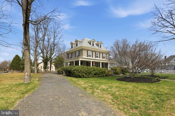 LANGHORNE MANOR - Residential