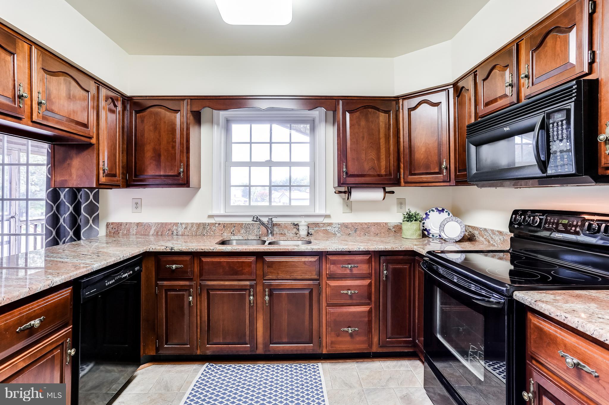 GLENELG MANOR - Residential