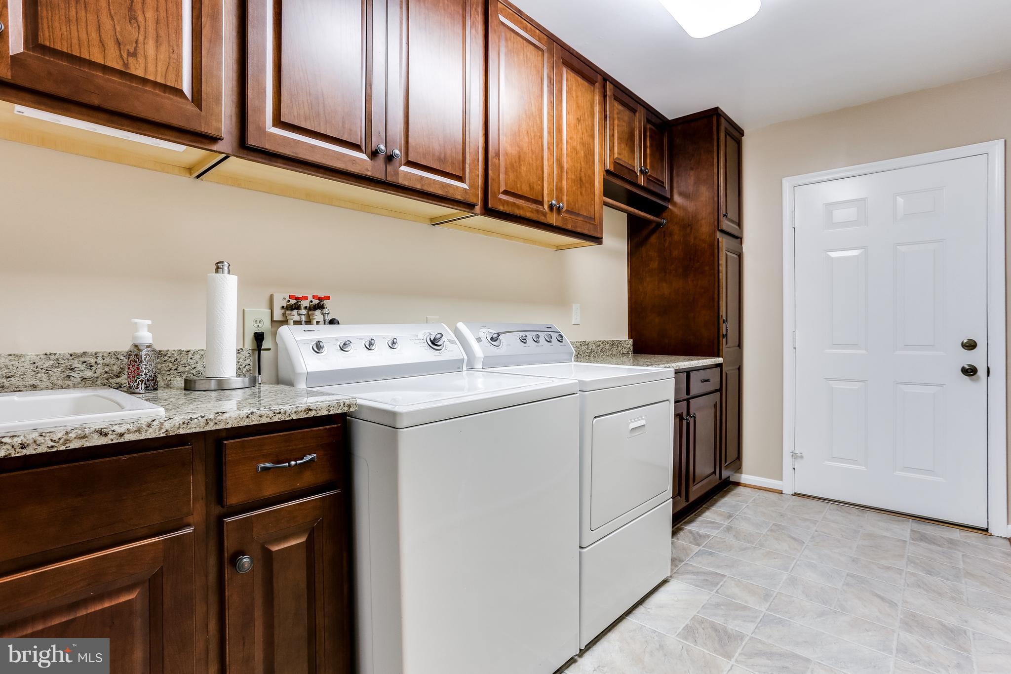 GLENELG MANOR - Residential