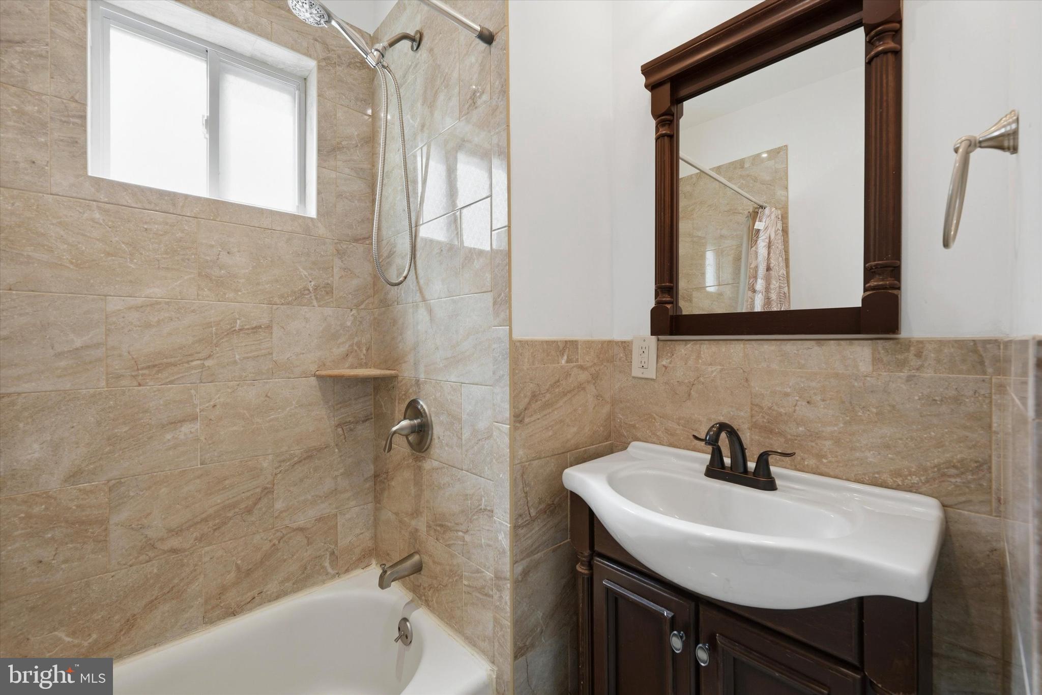 PHILADELPHIA (NORTH) - Residential