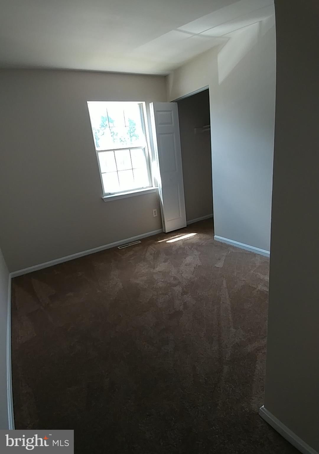 RYON WOODS SUB - Residential Lease