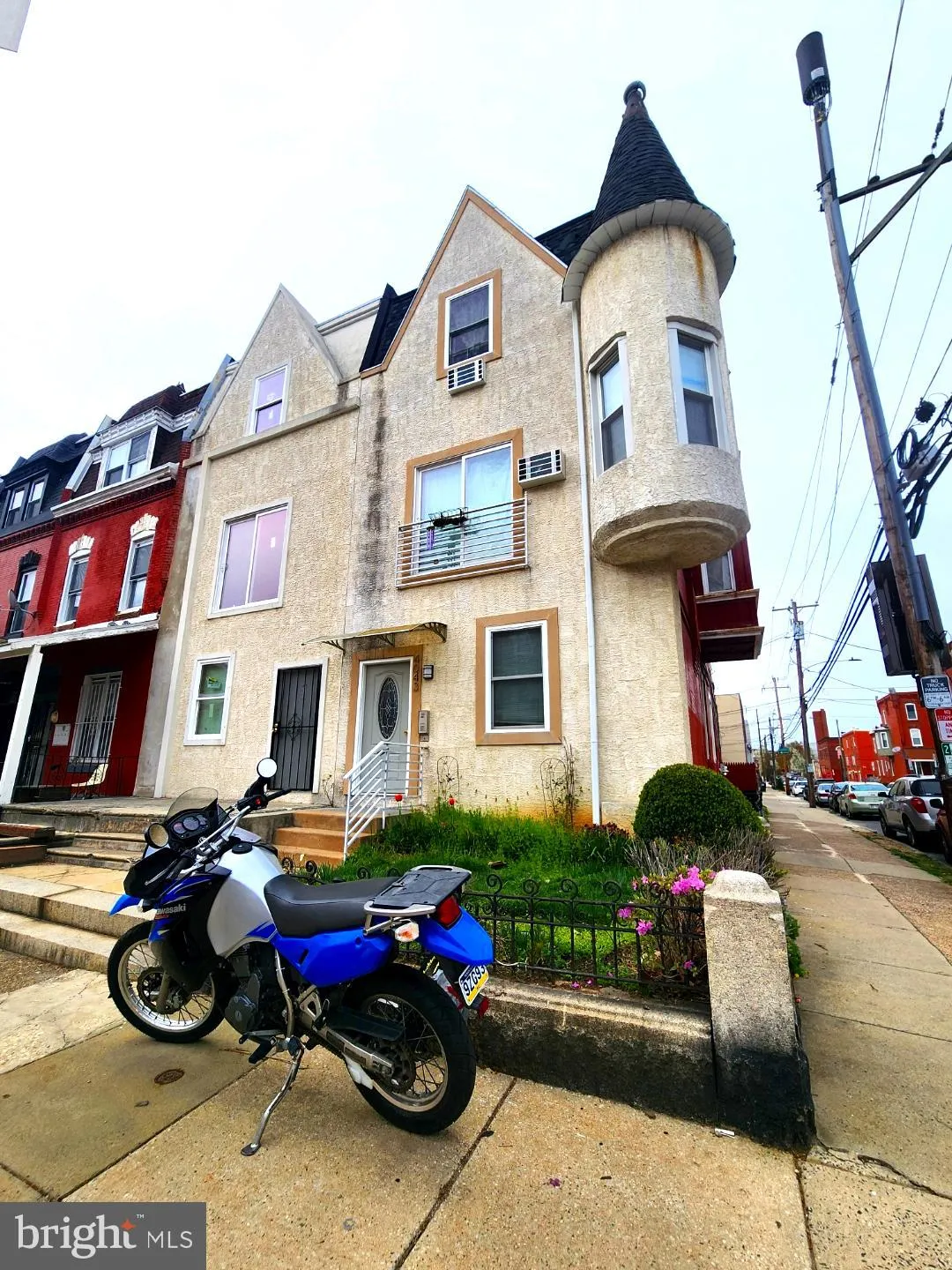 Philadelphia, Pennsylvania 19104, United States, 1 Bedroom Bedrooms, ,1 BathroomBathrooms,Residential,Contingent,100258