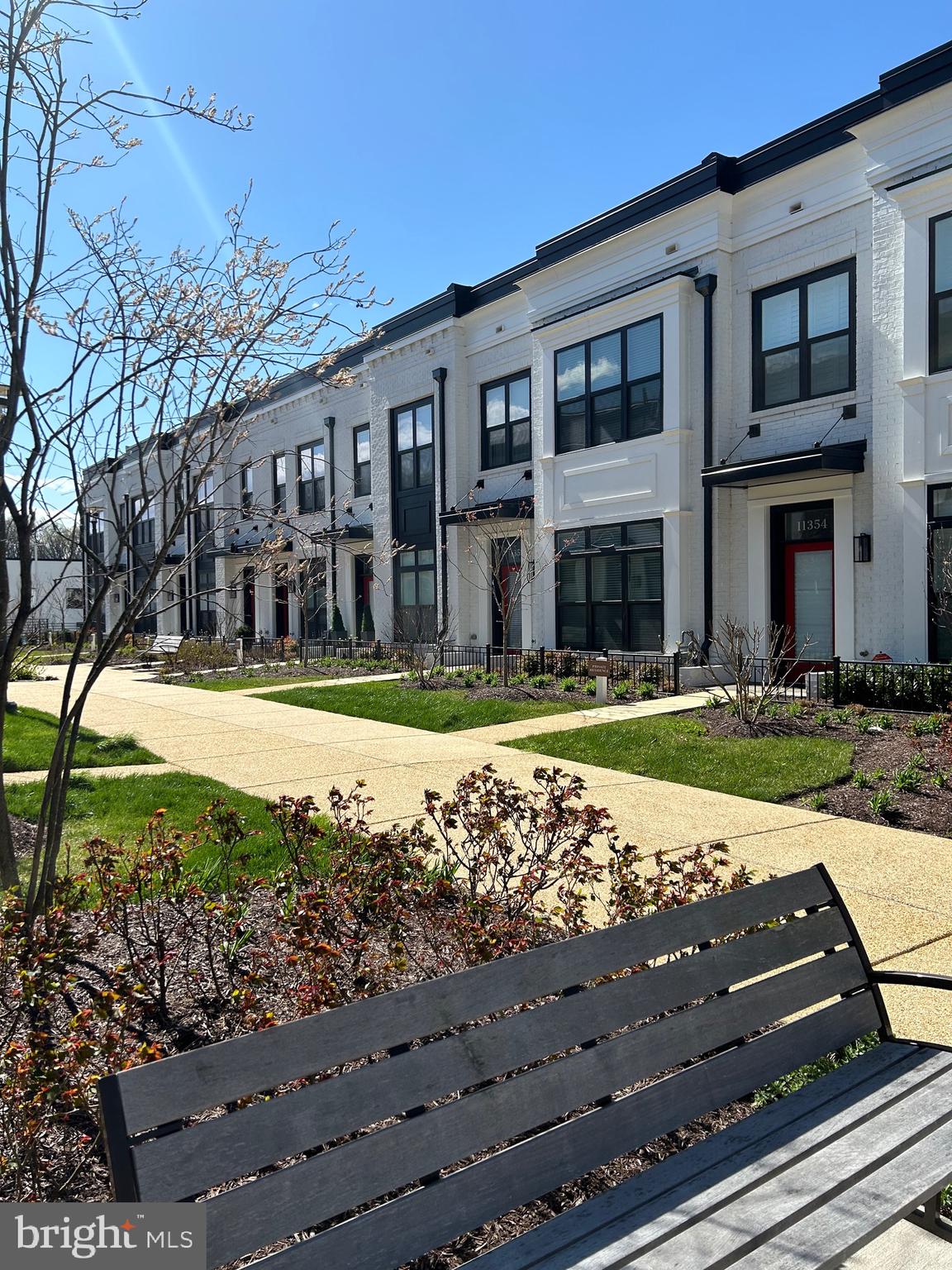 PT ROCKVILLE OUT RES 3 - Residential