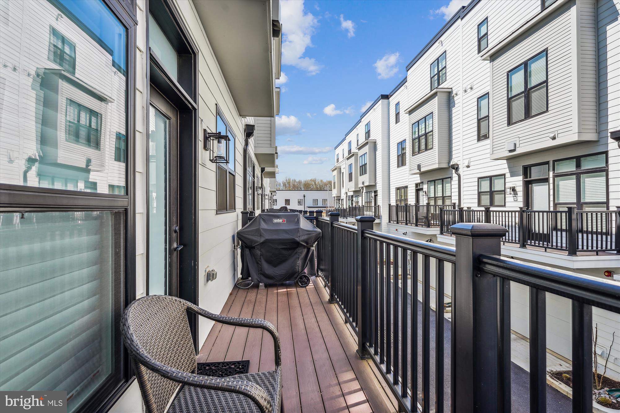 PT ROCKVILLE OUT RES 3 - Residential