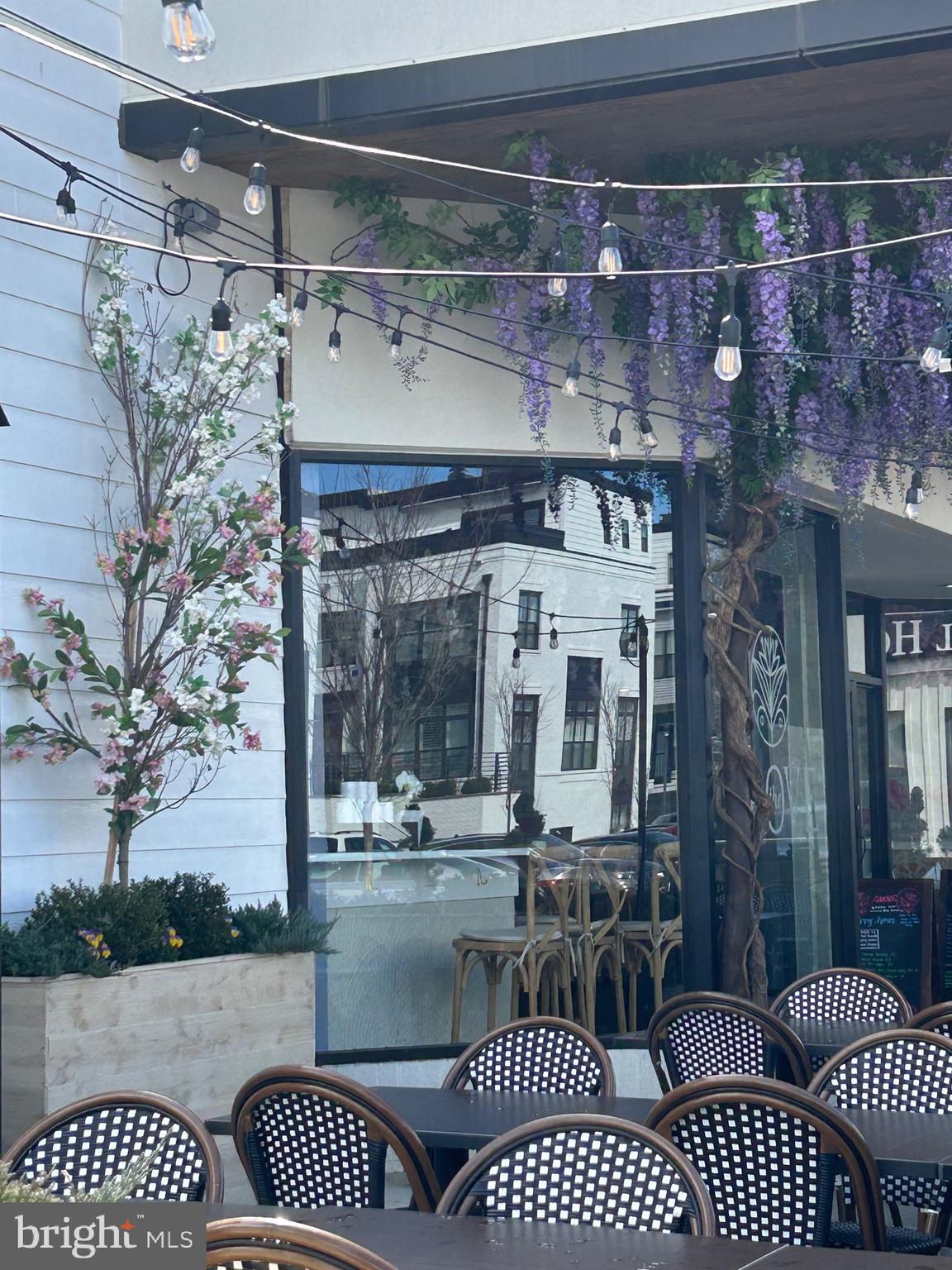 PT ROCKVILLE OUT RES 3 - Residential