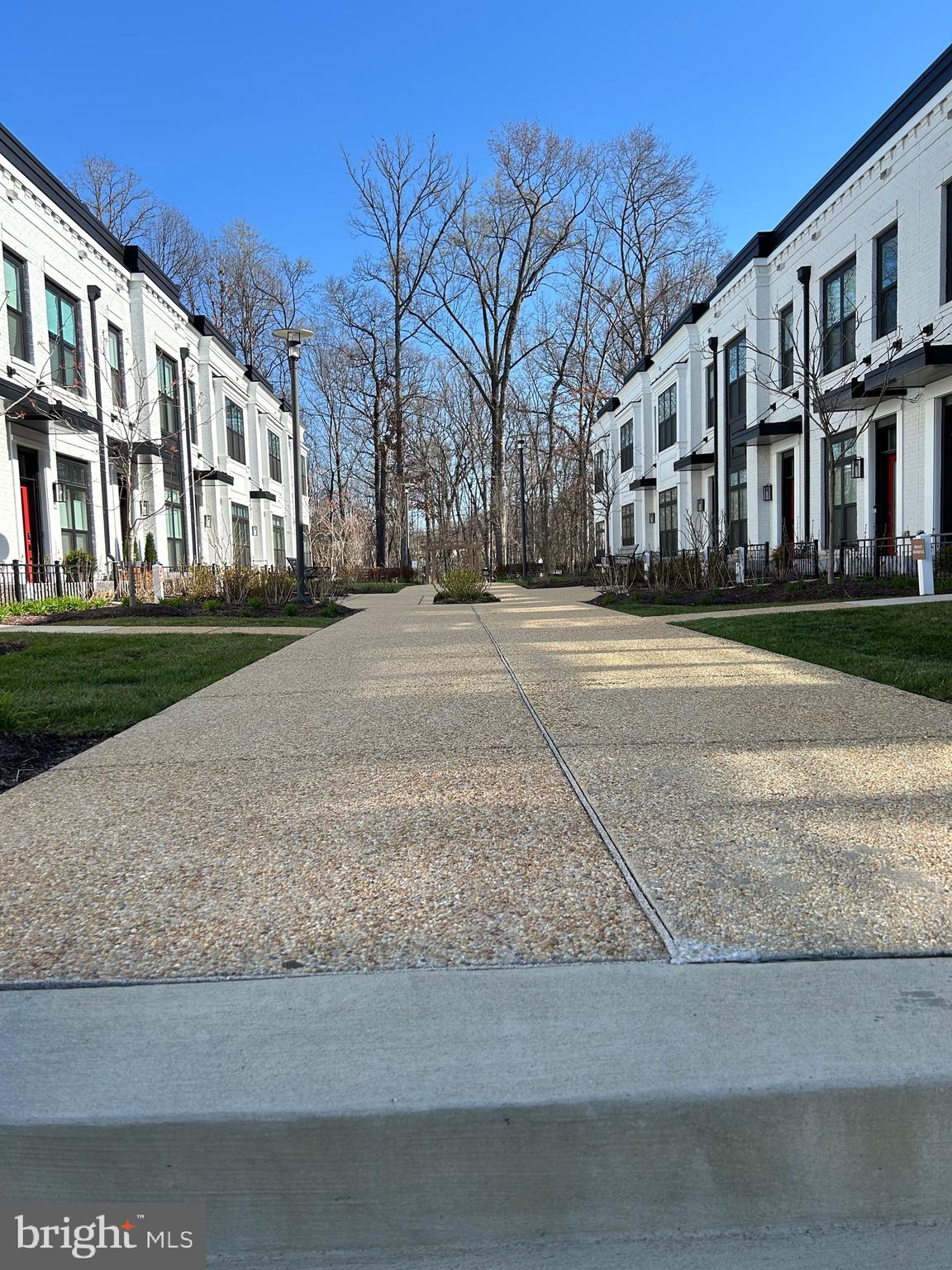 PT ROCKVILLE OUT RES 3 - Residential