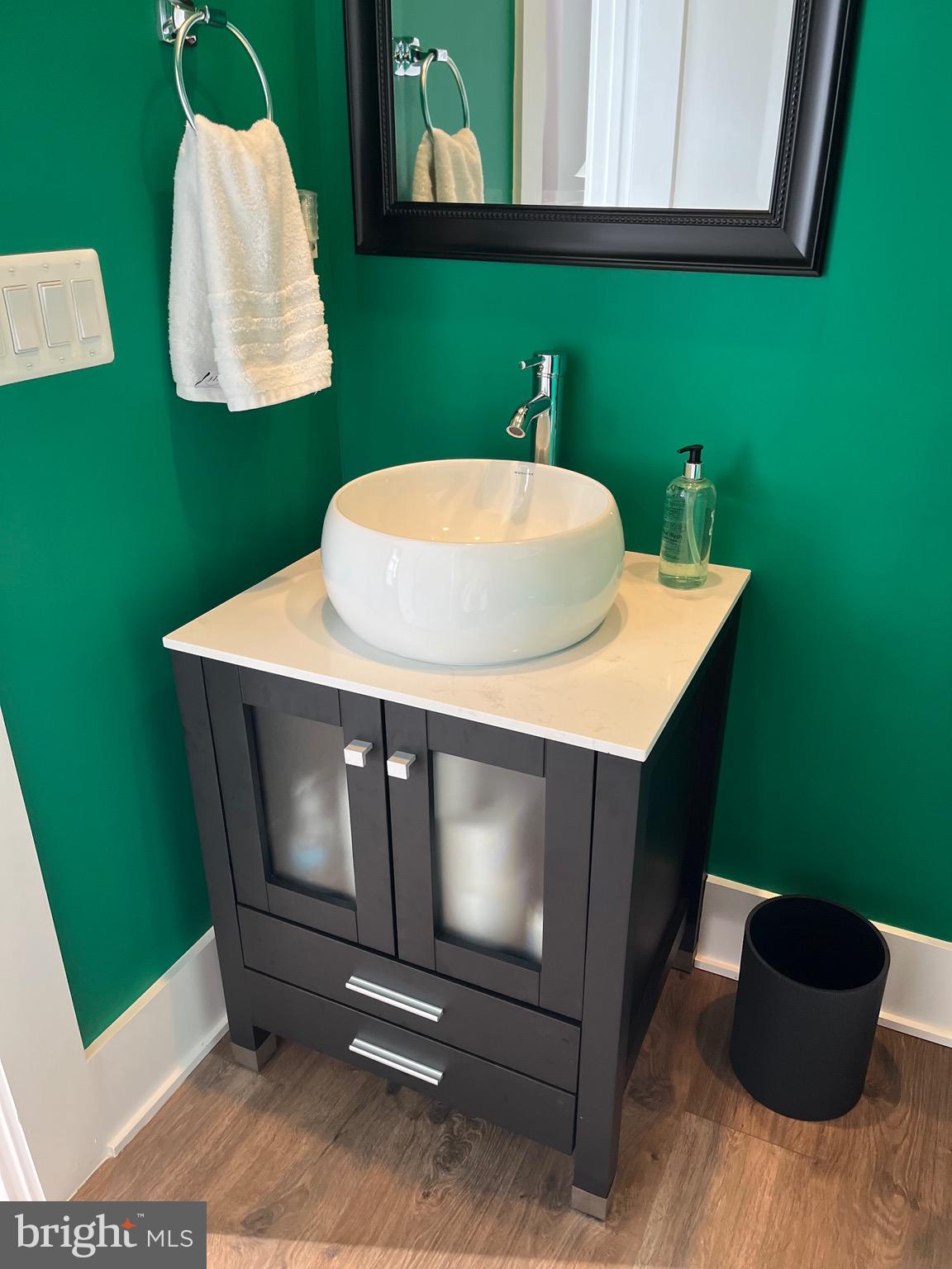 PT ROCKVILLE OUT RES 3 - Residential