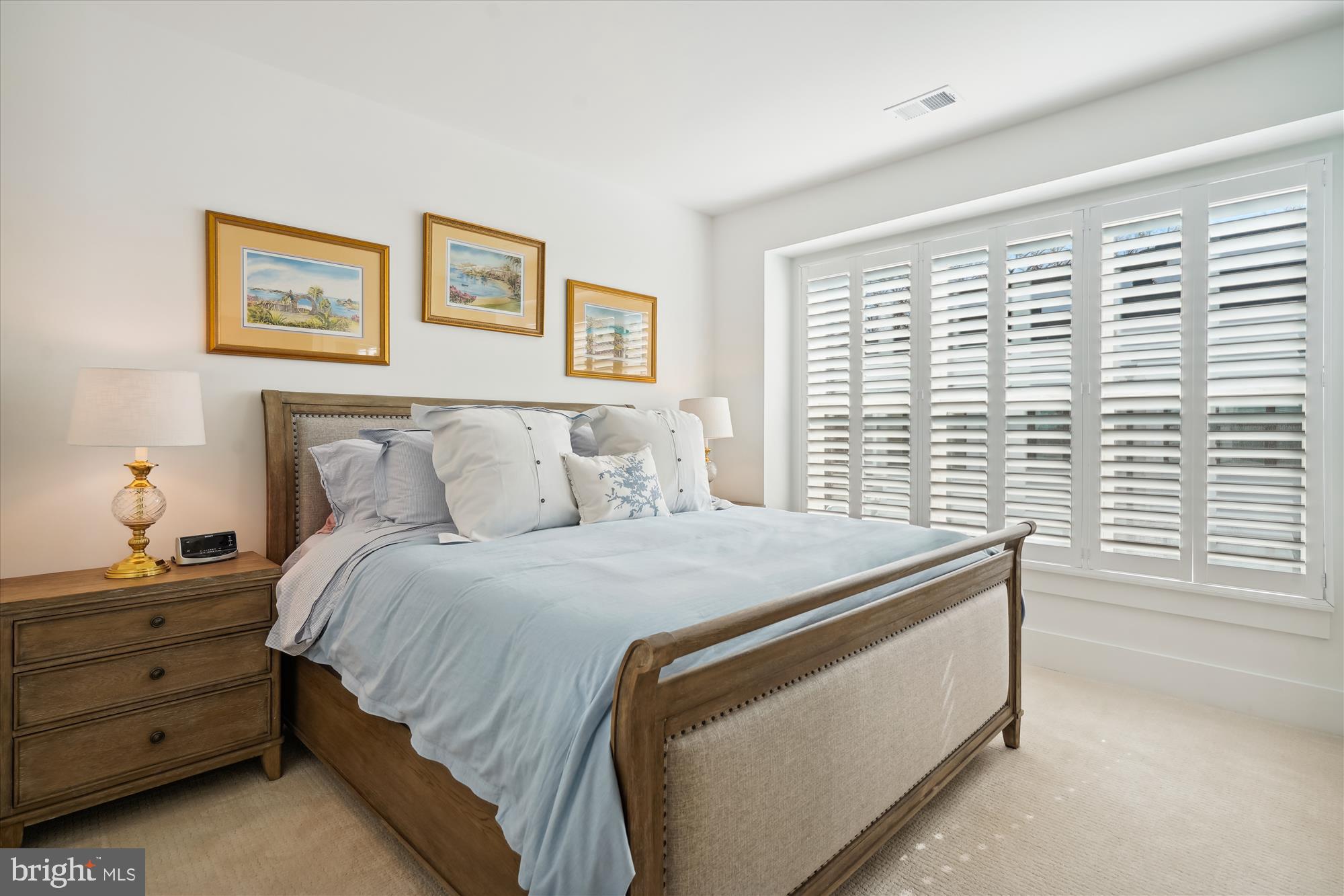 PT ROCKVILLE OUT RES 3 - Residential