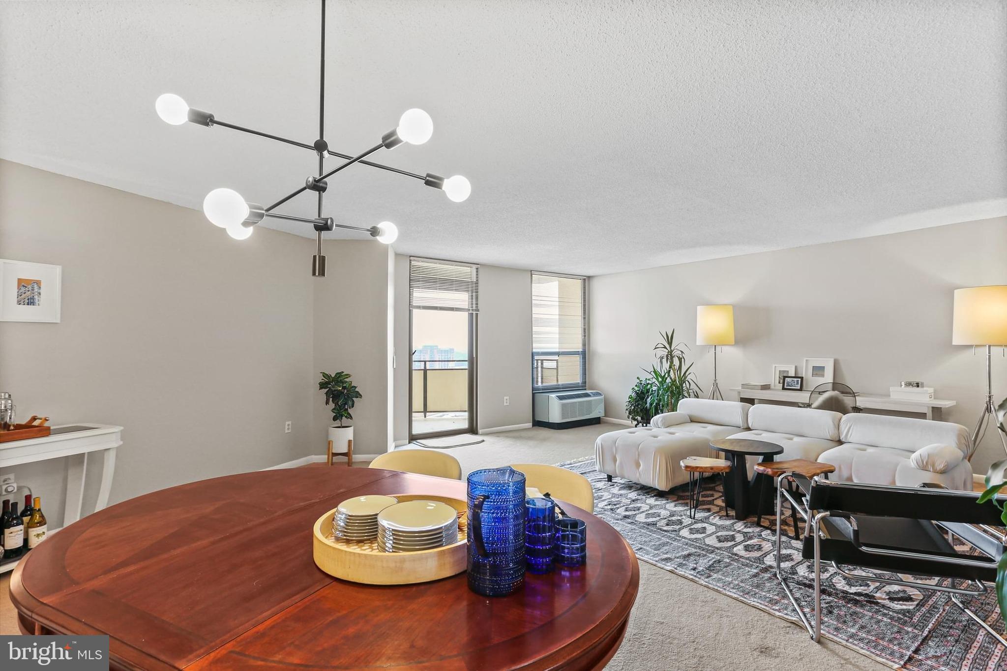 RIDGELY TOWSON CENTER - Residential