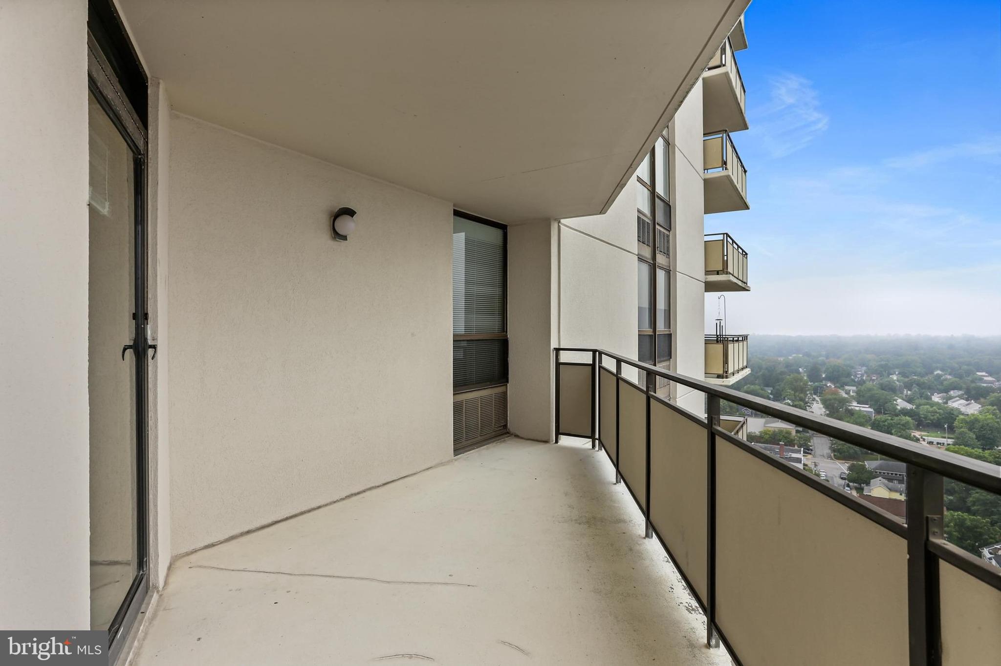 RIDGELY TOWSON CENTER - Residential