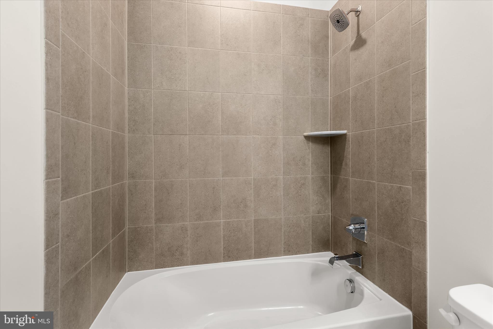 GREENLEIGH AT CROSSROADS - Residential