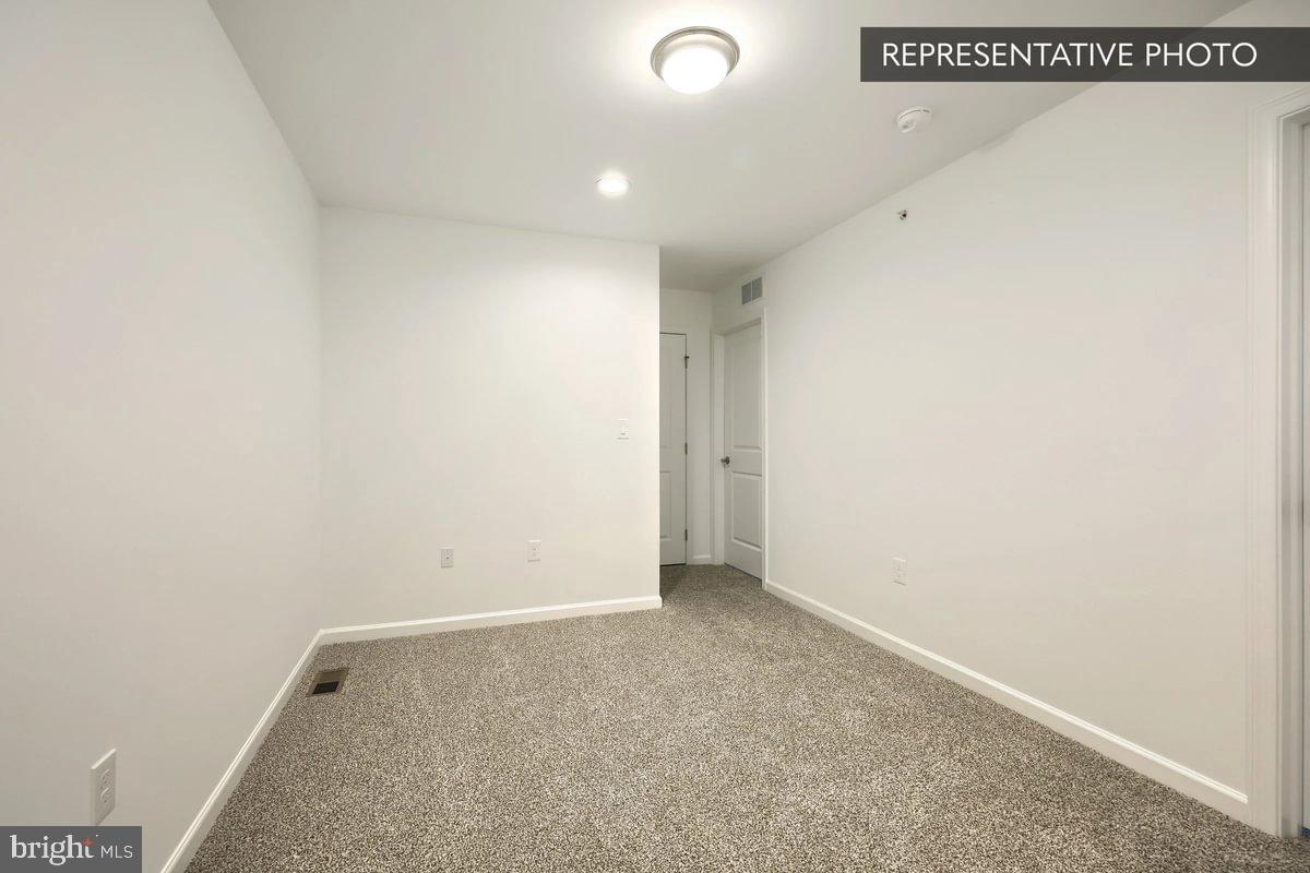 ELIZABETH VILLAGE - Residential