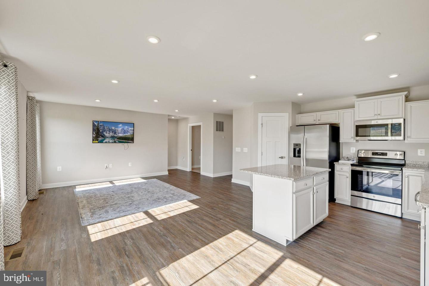 ARCADIA NORTH - Residential