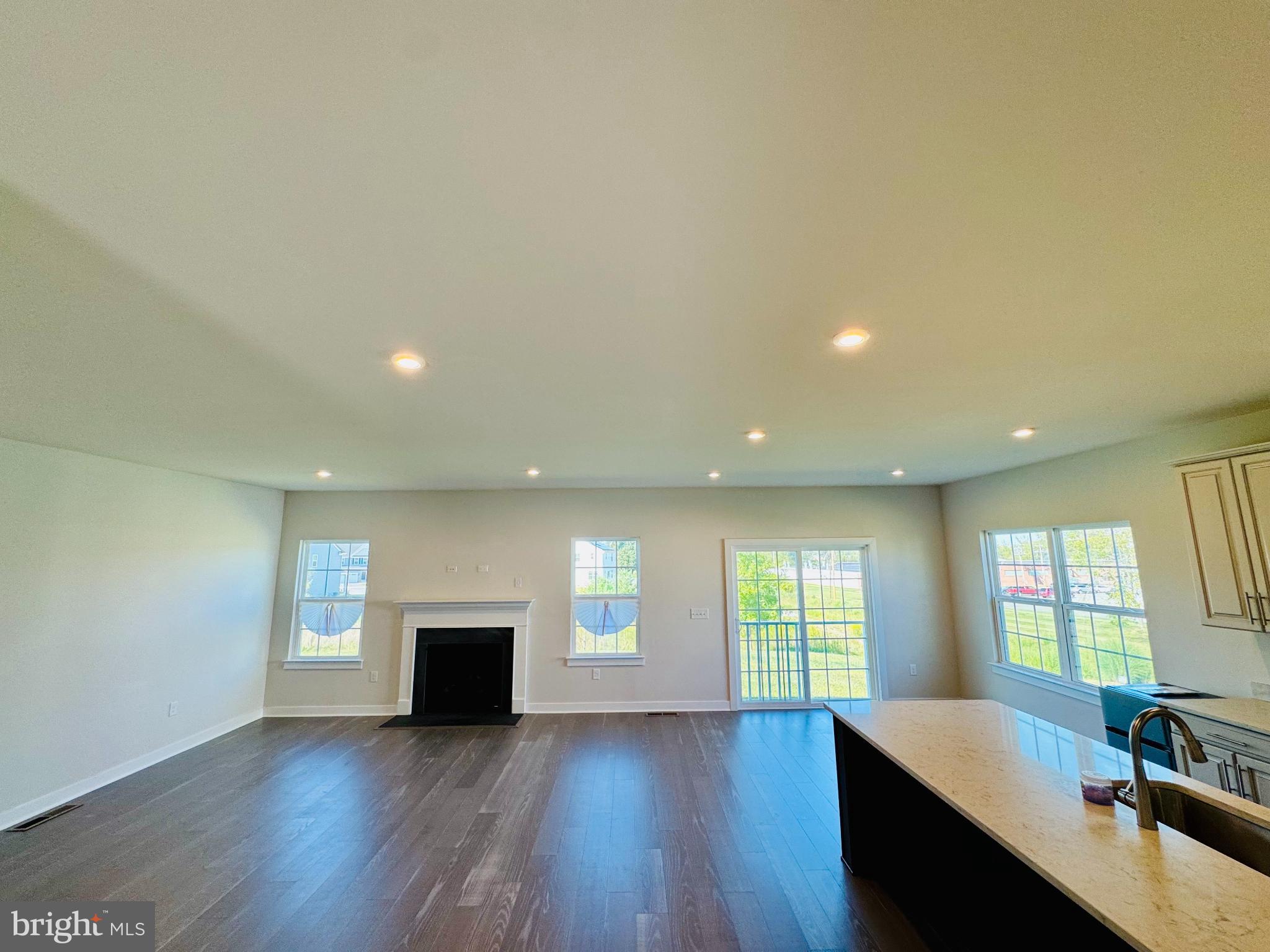 STONE HILL MEADOWS - Residential