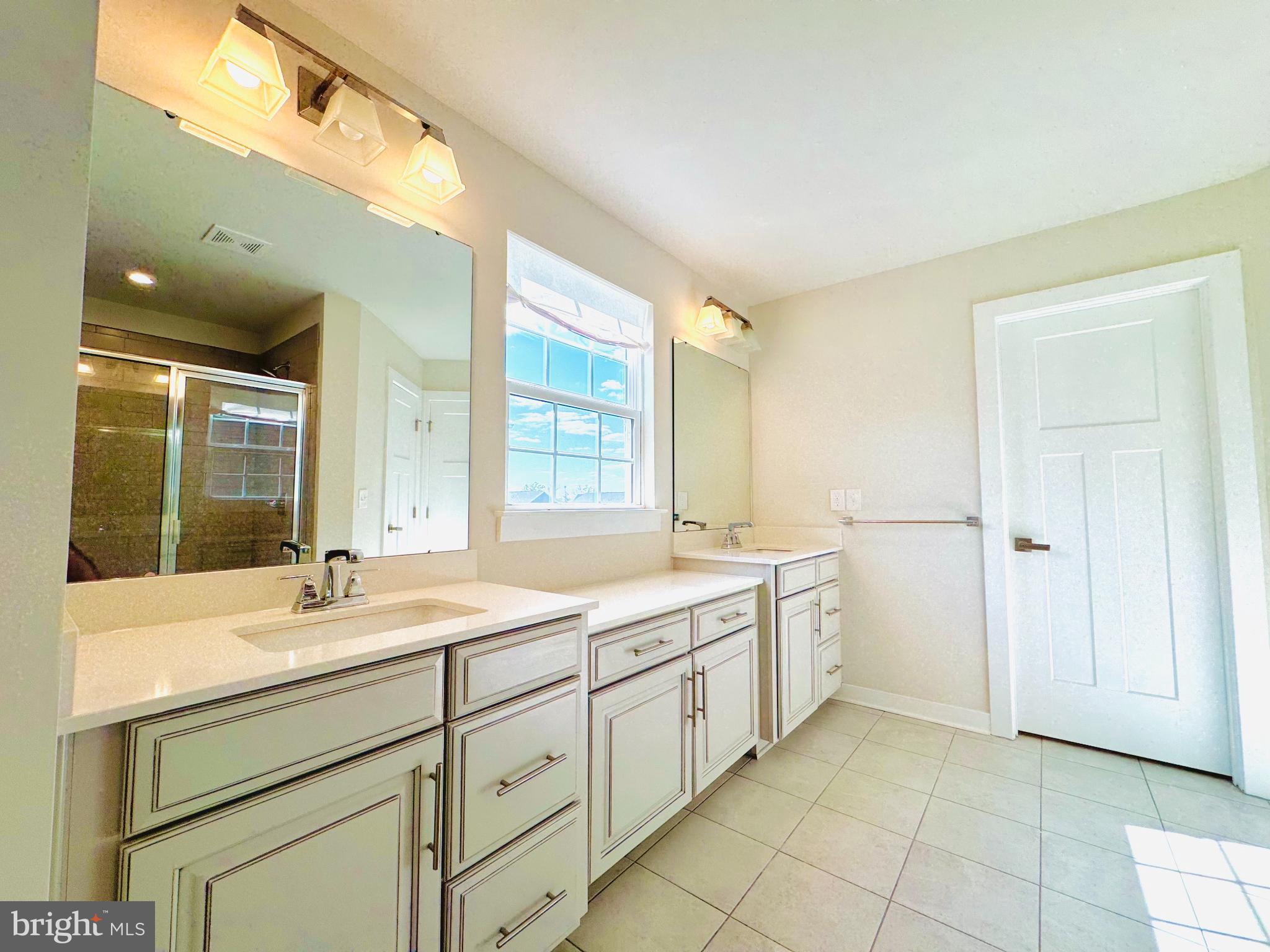 STONE HILL MEADOWS - Residential