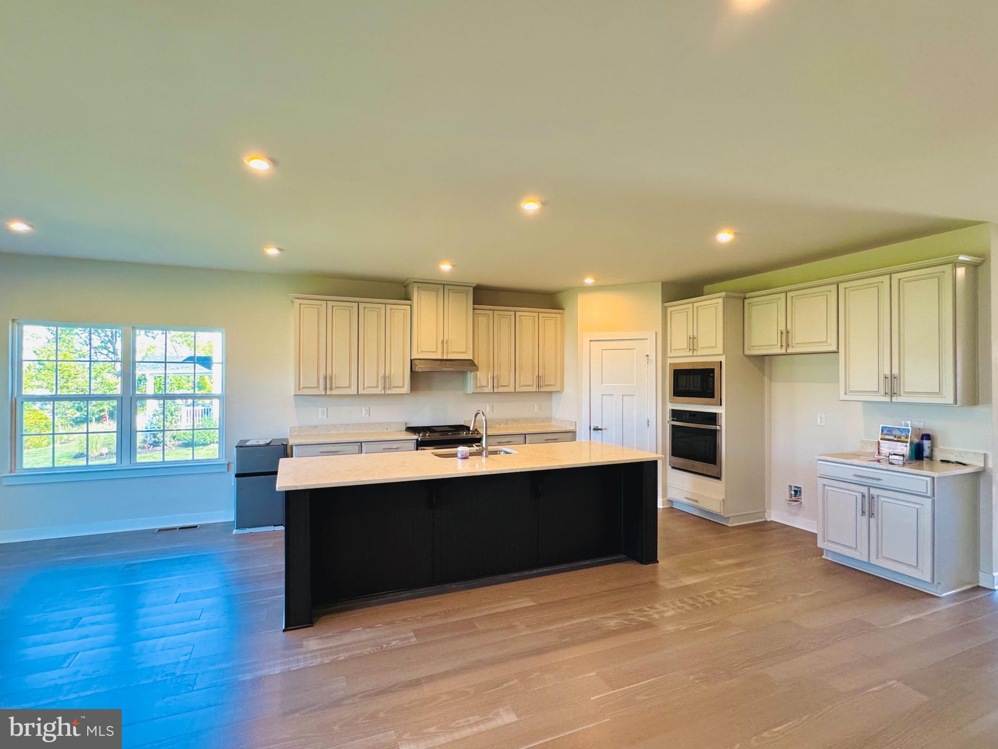 STONE HILL MEADOWS - Residential