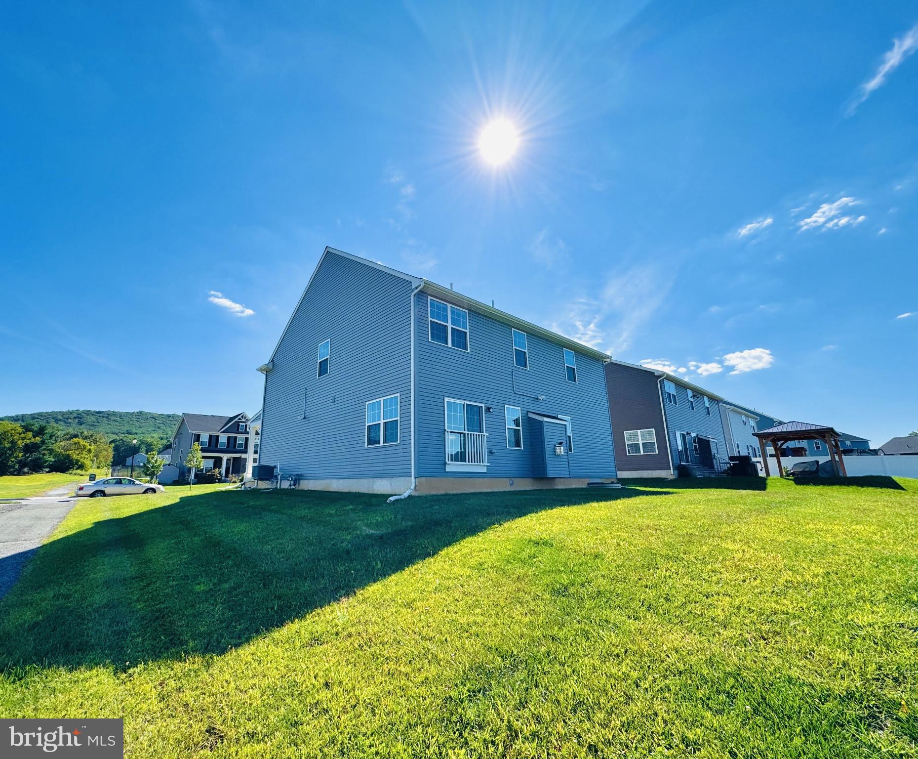 STONE HILL MEADOWS - Residential