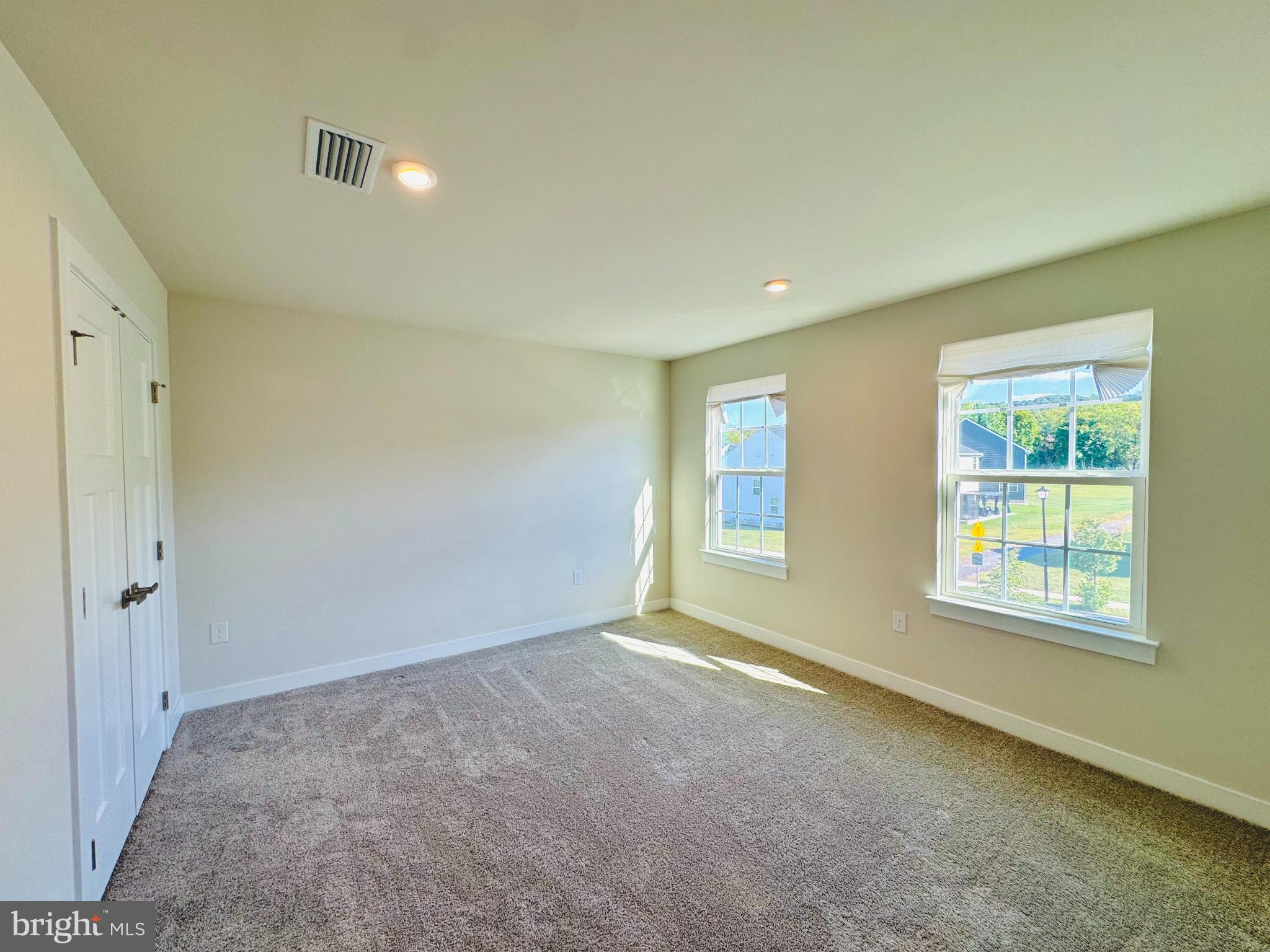 STONE HILL MEADOWS - Residential