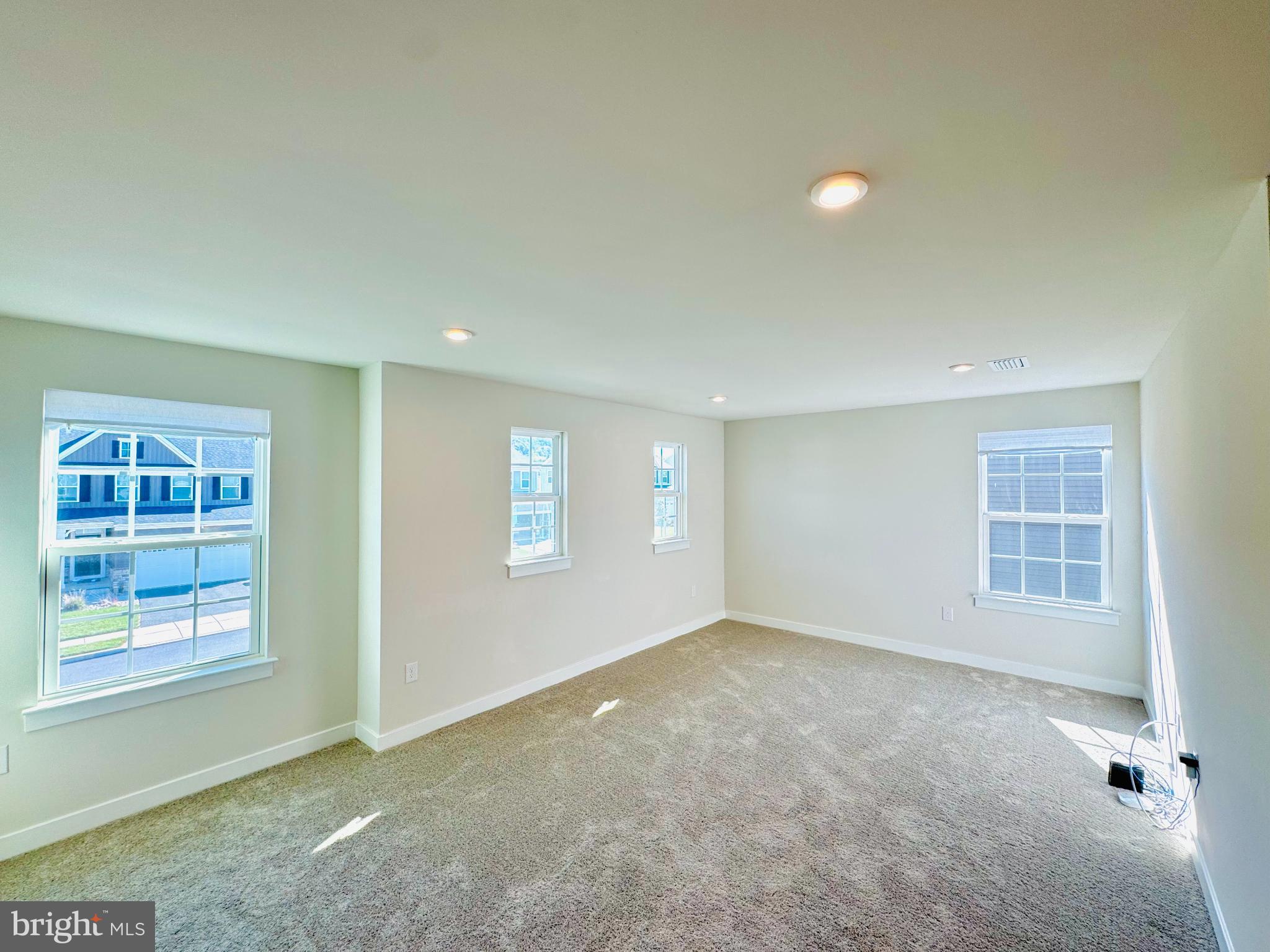 STONE HILL MEADOWS - Residential