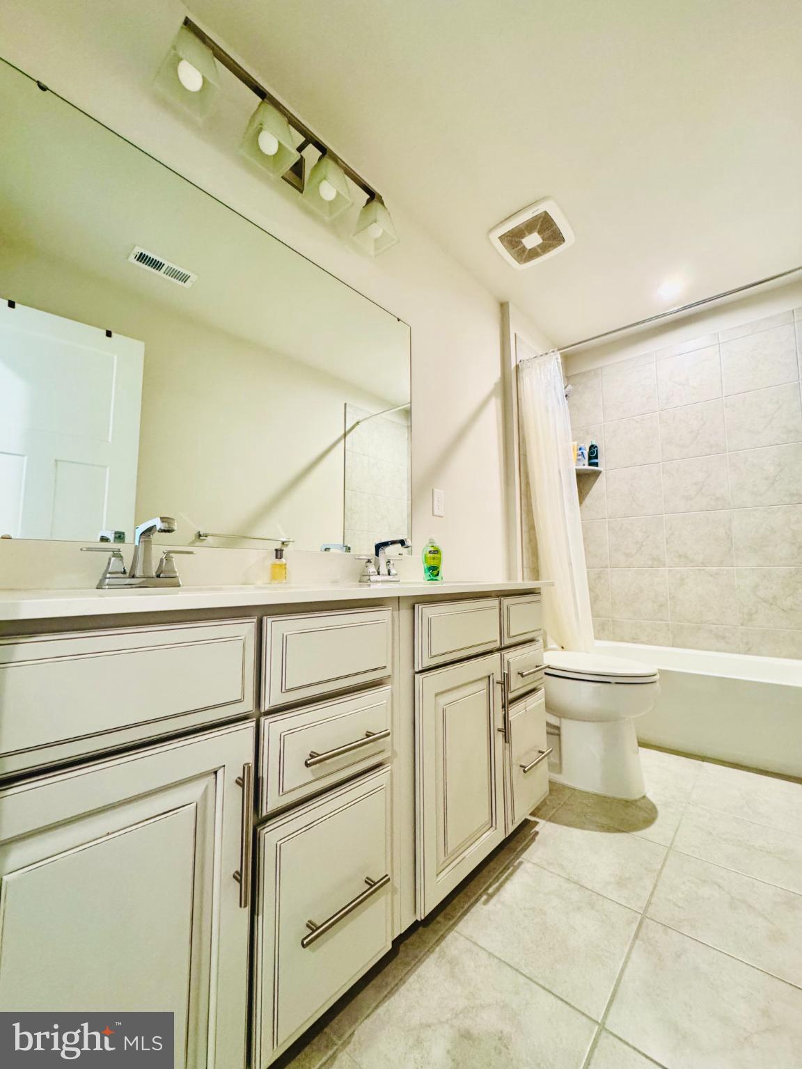 STONE HILL MEADOWS - Residential