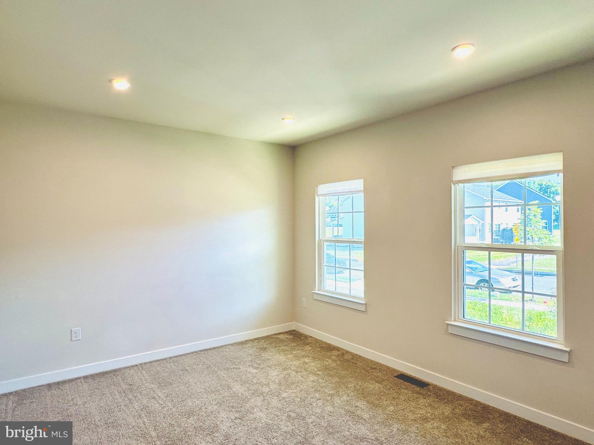 STONE HILL MEADOWS - Residential