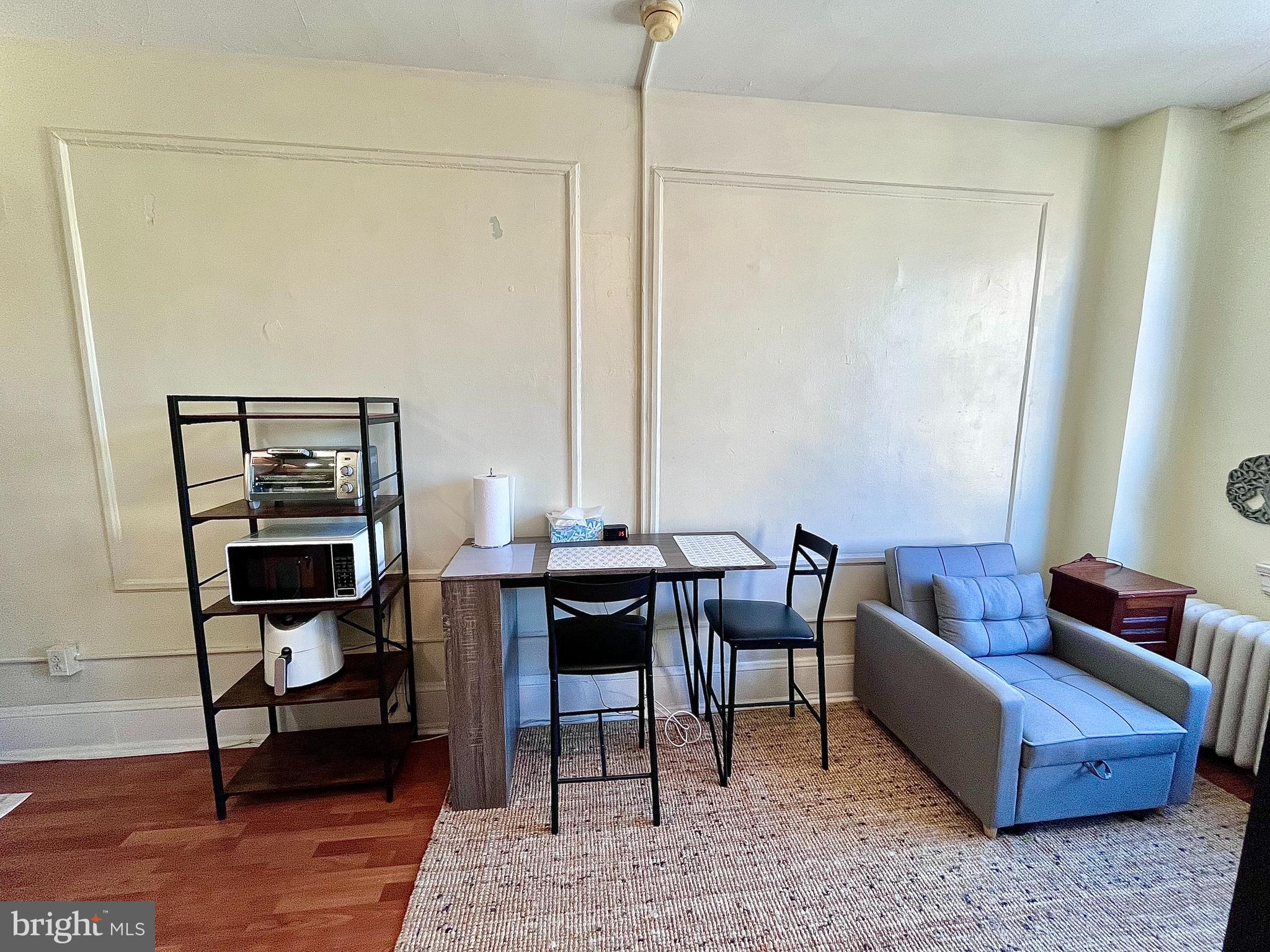 CENTER CITY - Residential Lease