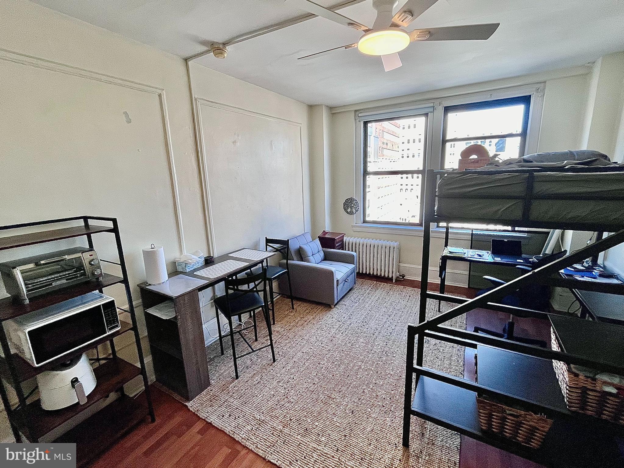 CENTER CITY - Residential Lease