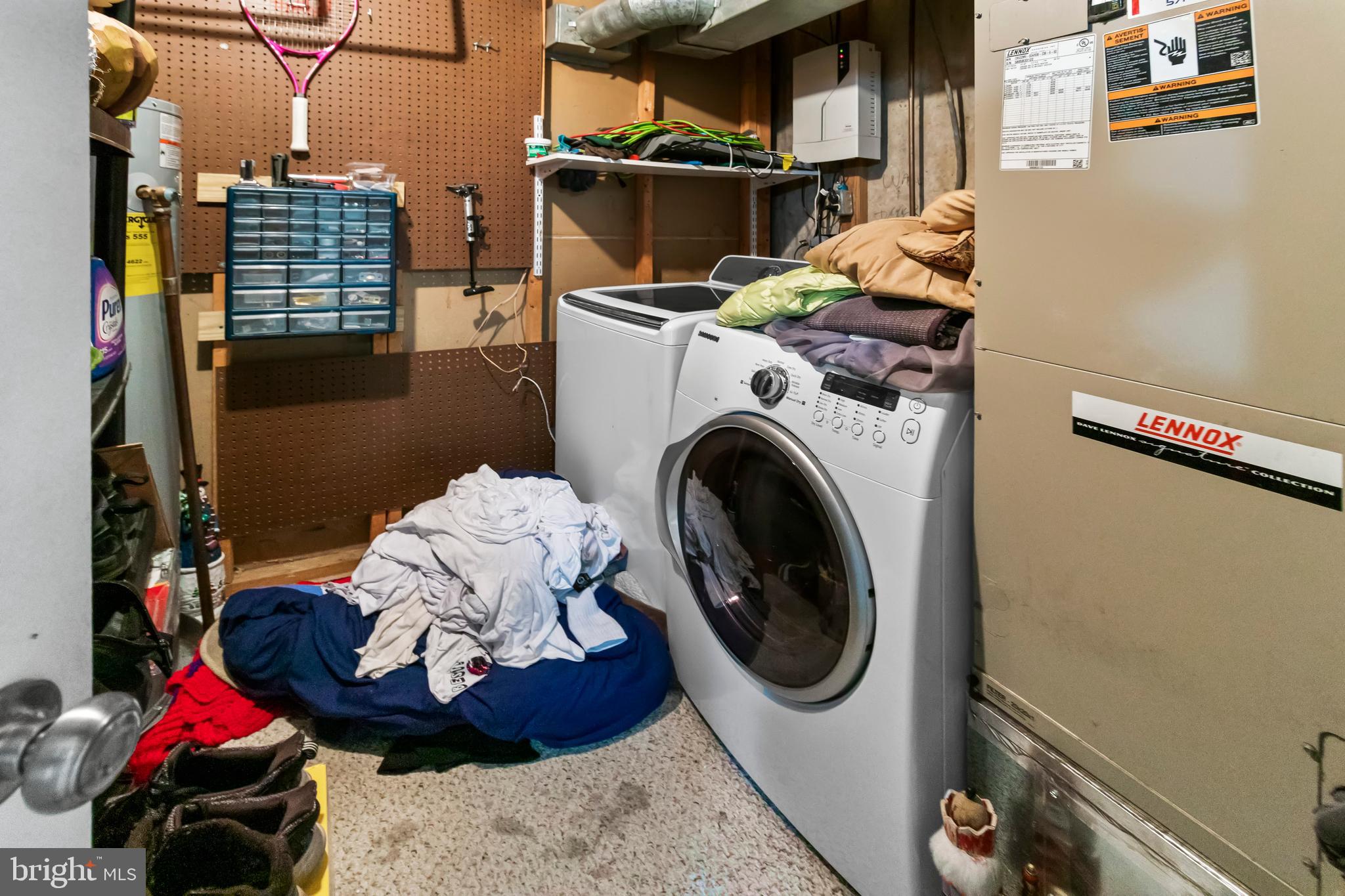 POINT OF WOODS - Residential