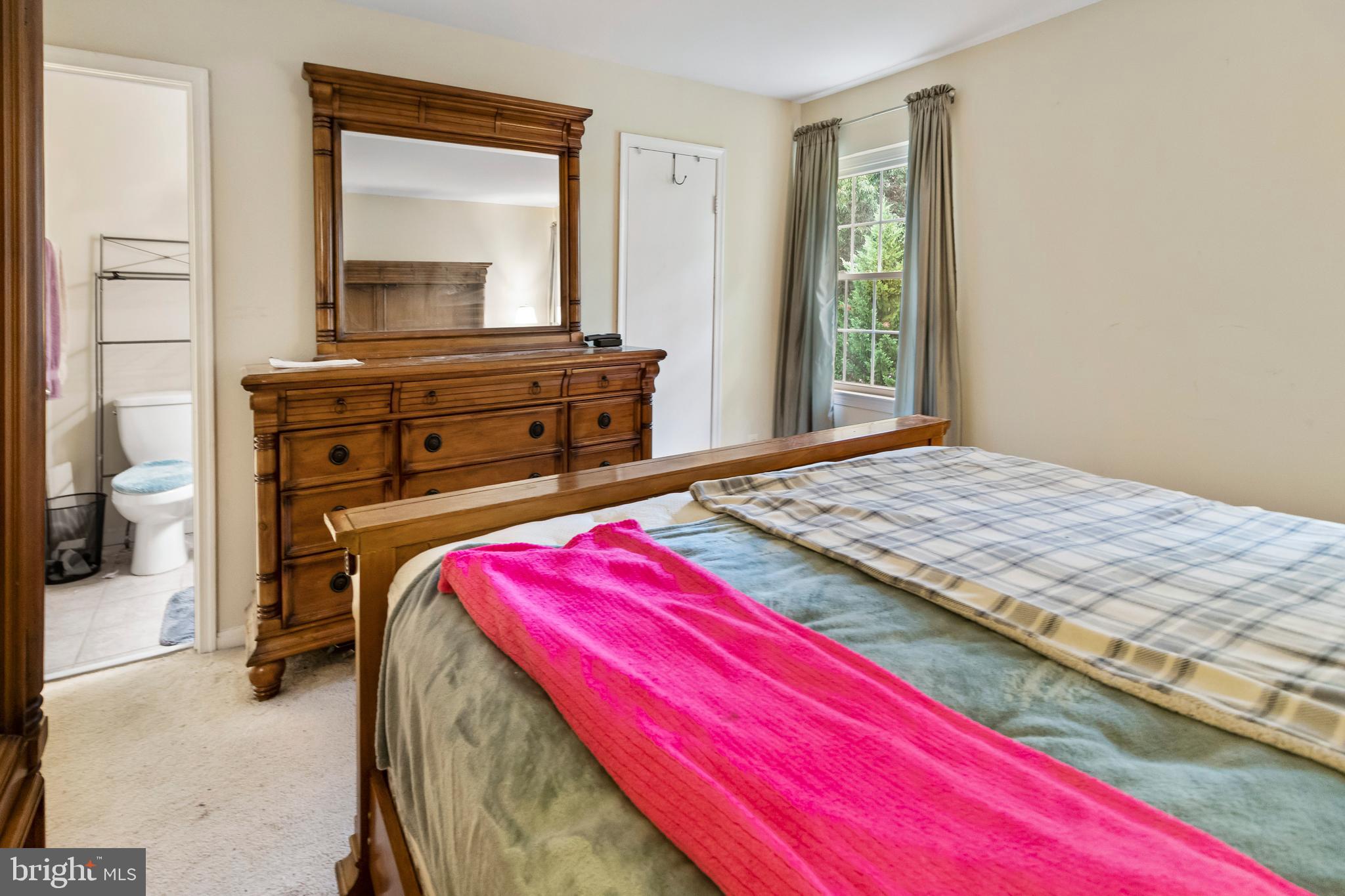 POINT OF WOODS - Residential