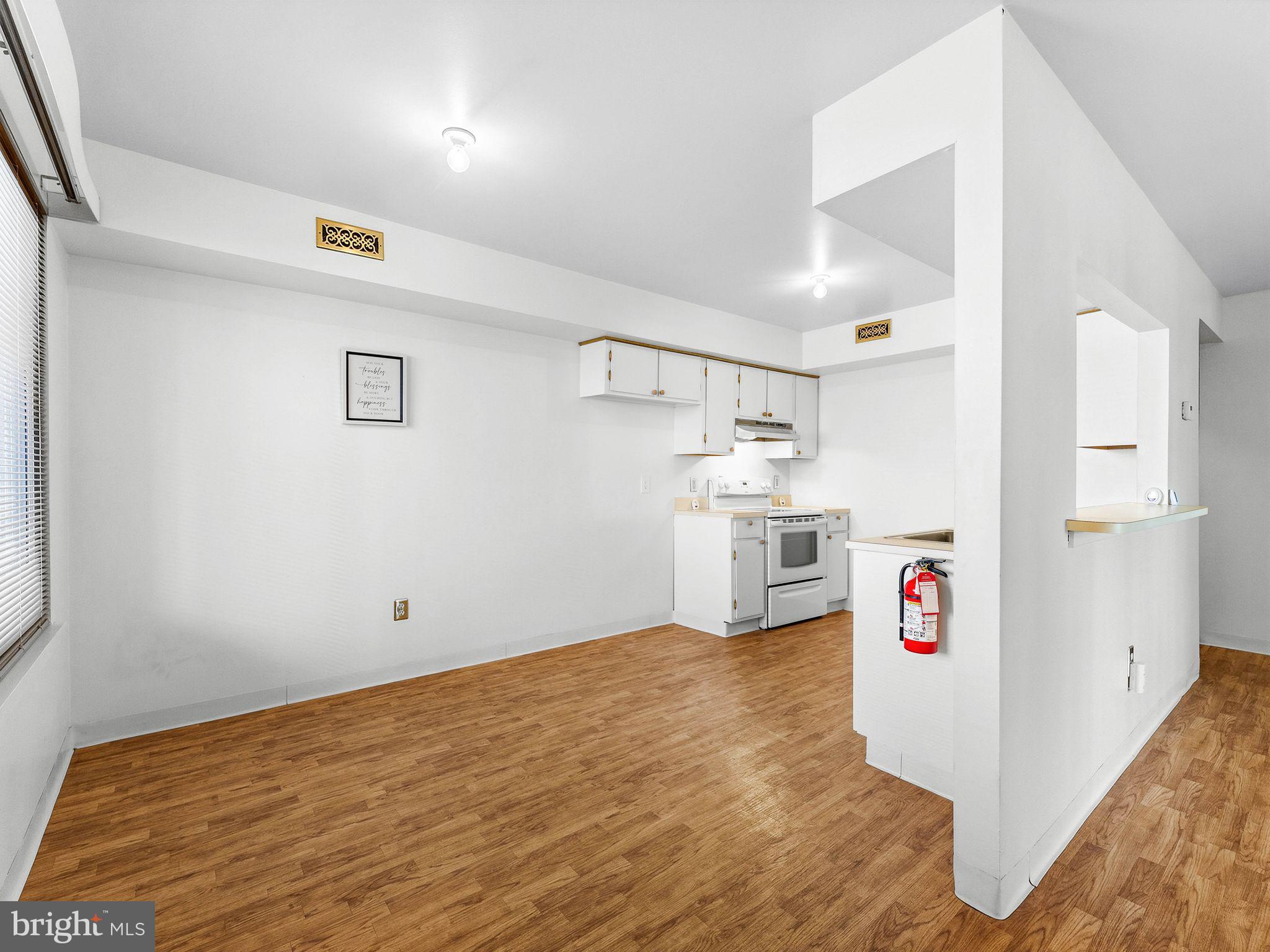 503 GREGORYS WAY