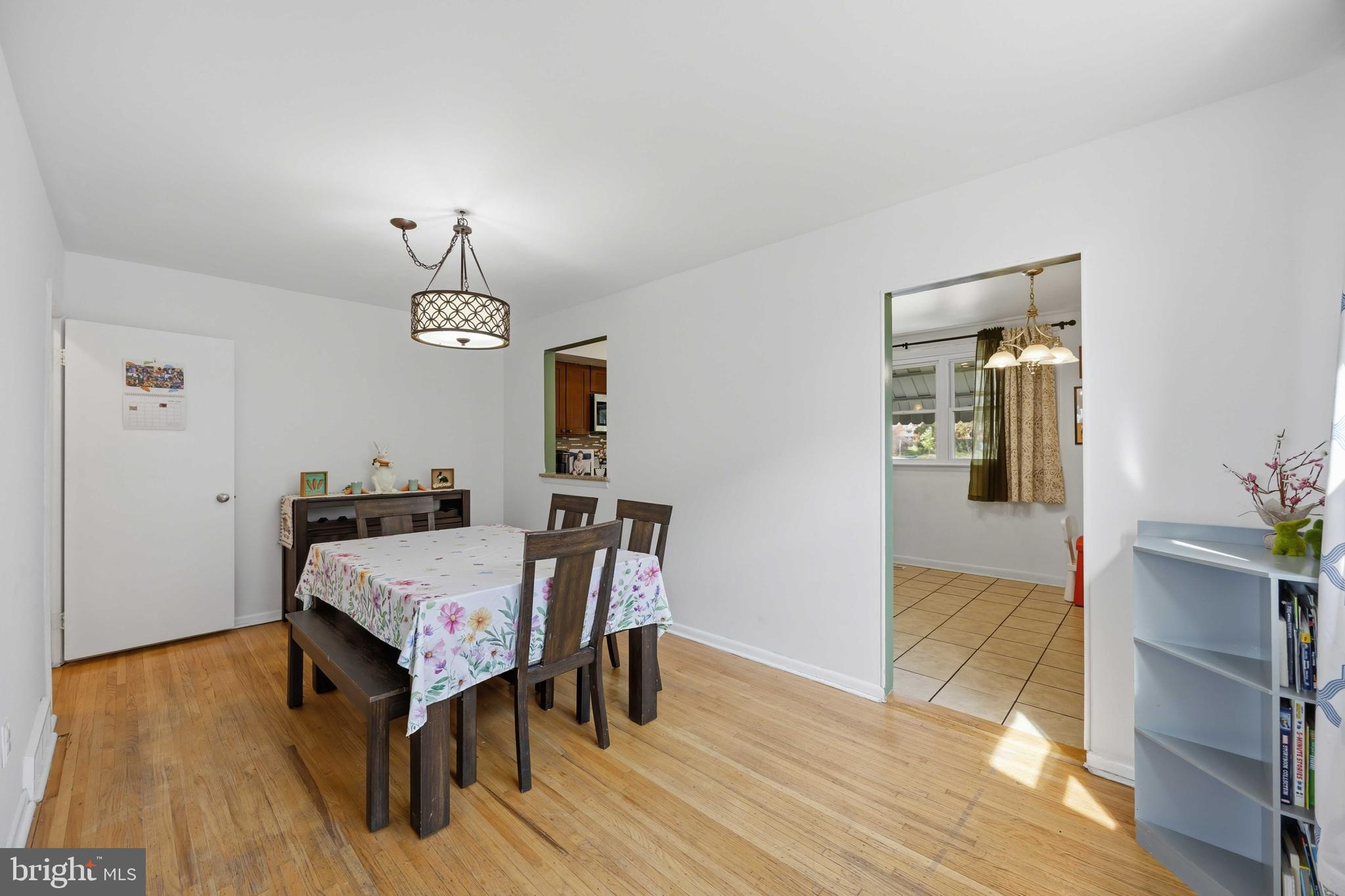 ROXBOROUGH - Residential