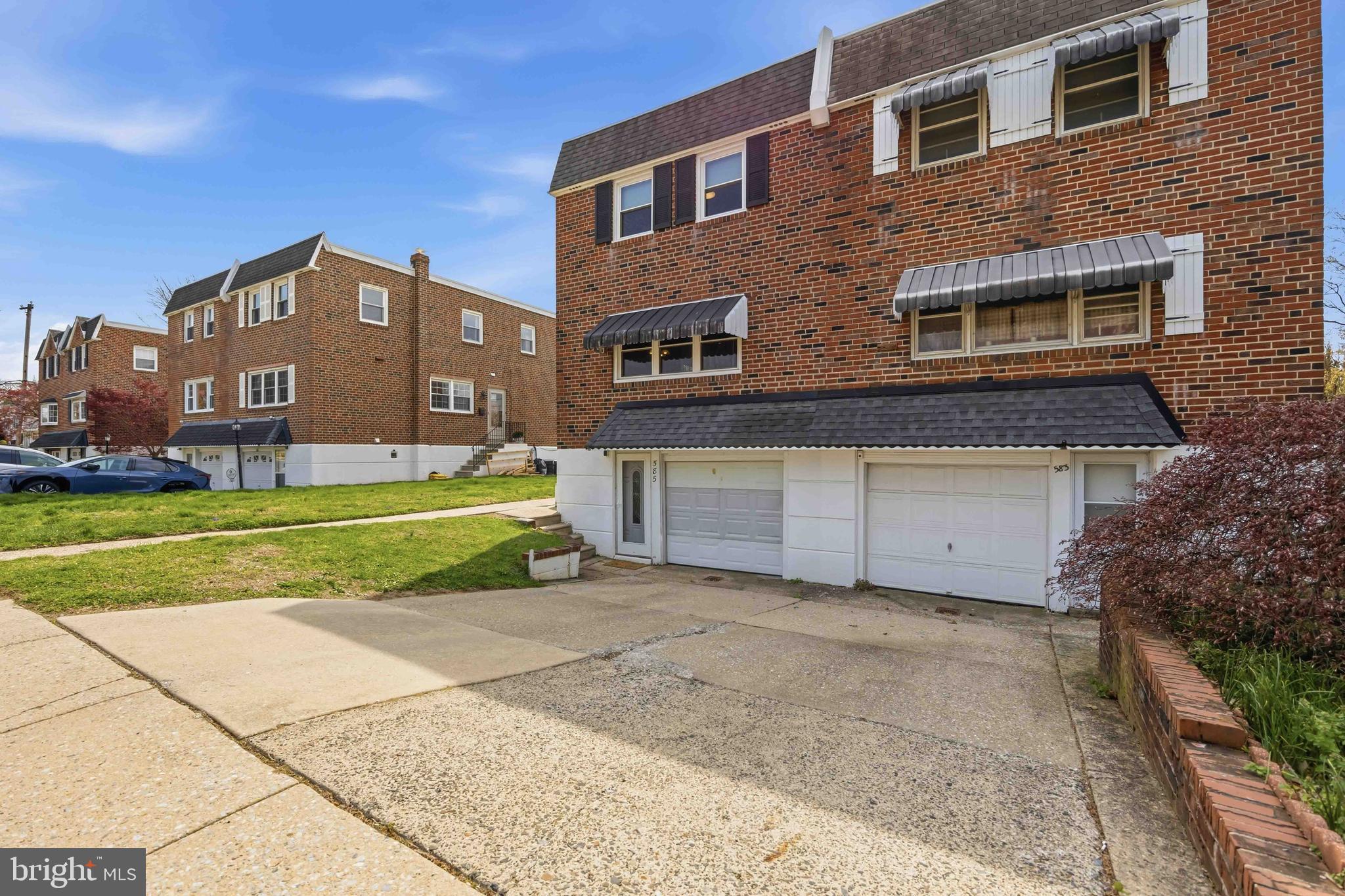 ROXBOROUGH - Residential